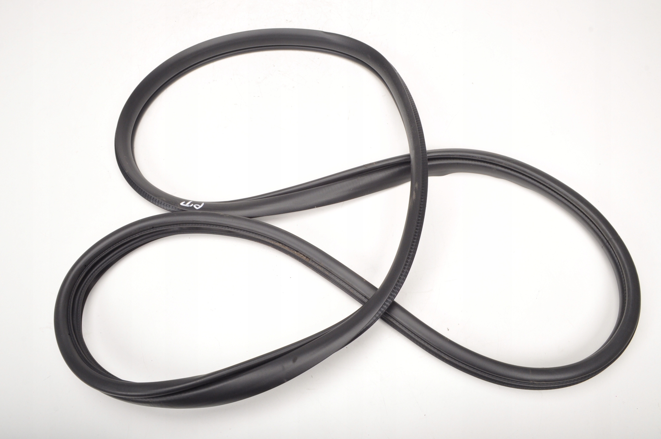 MAZDA CX 30 USZCZELKA DRZWI PRAWY TYL 21R