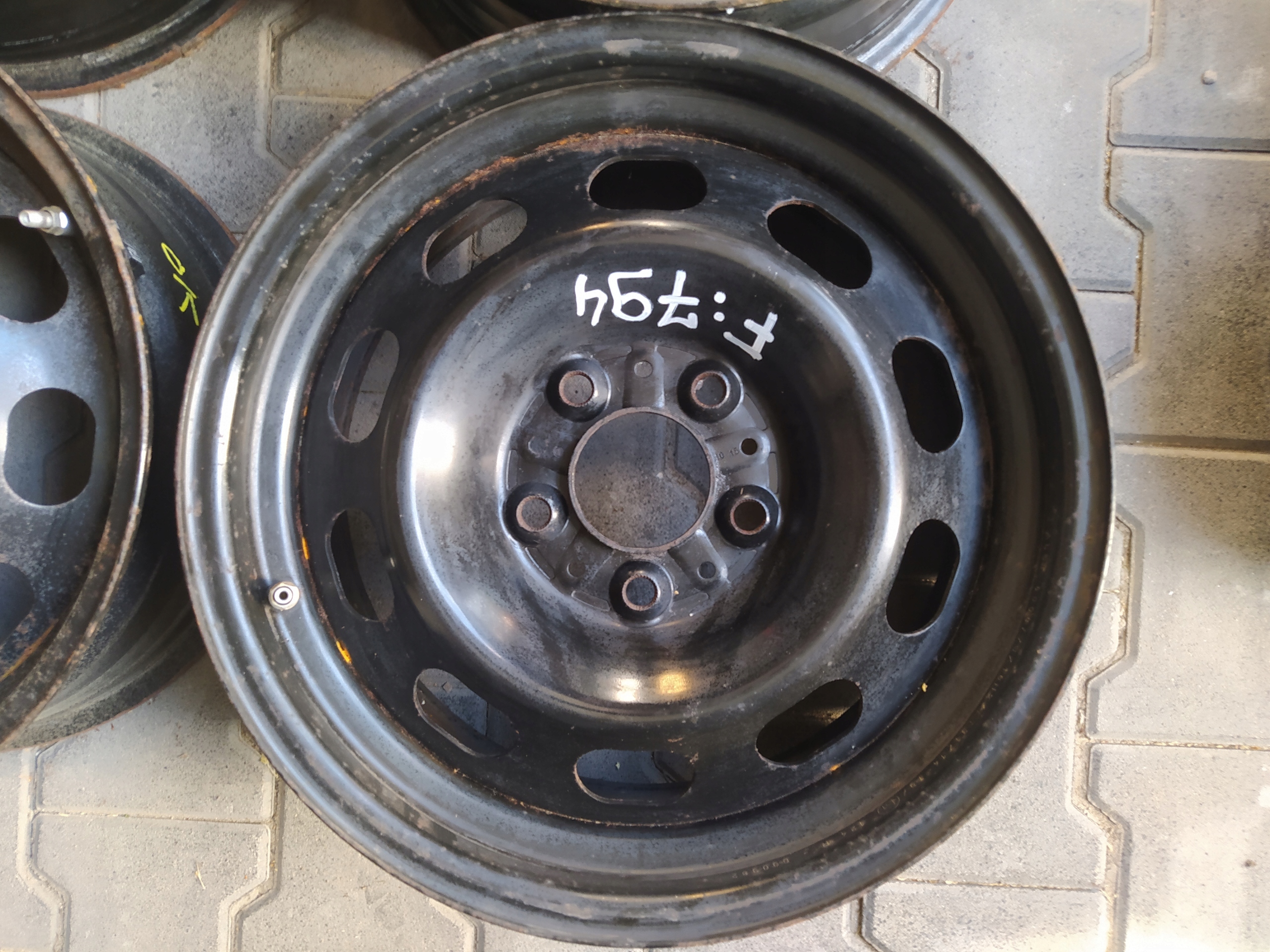 FELGI STALOWE BMW 7X16 5X120 ET31 CZUJNIKI nr ALCAR 8008 Producent felg BMW OE