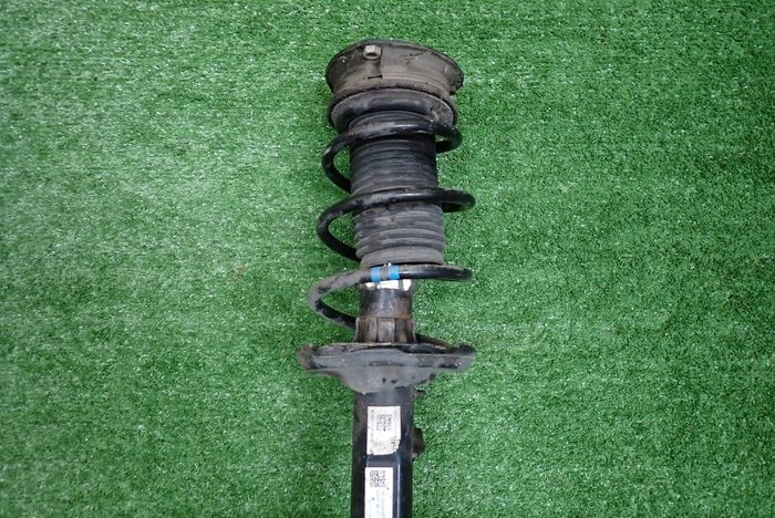 VW AUDI SEAT SKODA swing right 5Q0407258A
