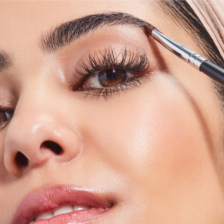 Pędzelek Skośny Do Brwi + Szczoteczka Do Rzęs Stan opakowania oryginalne