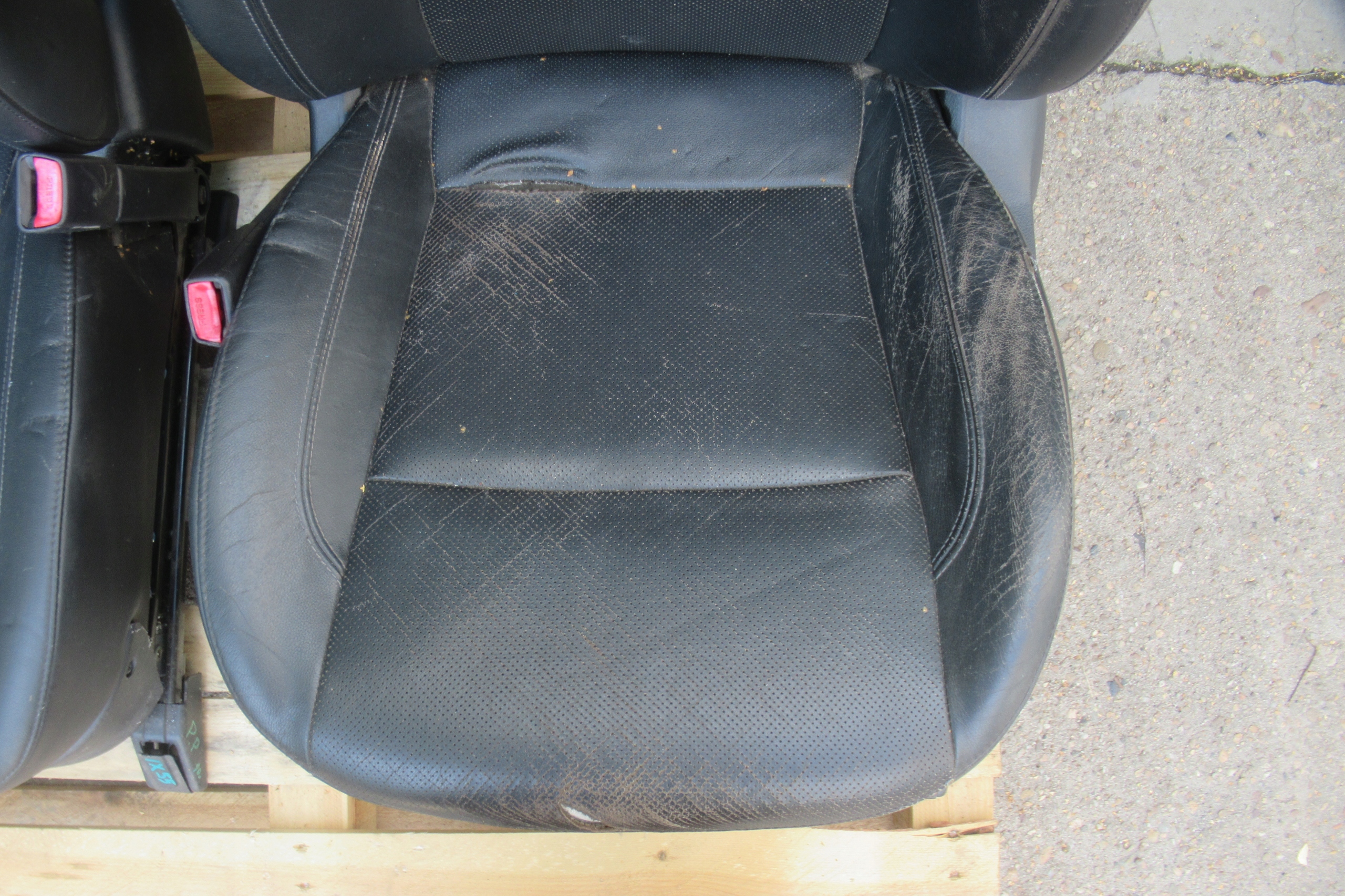 HYUNDAI IX55 70S 10R seats KAMAPA side KPL