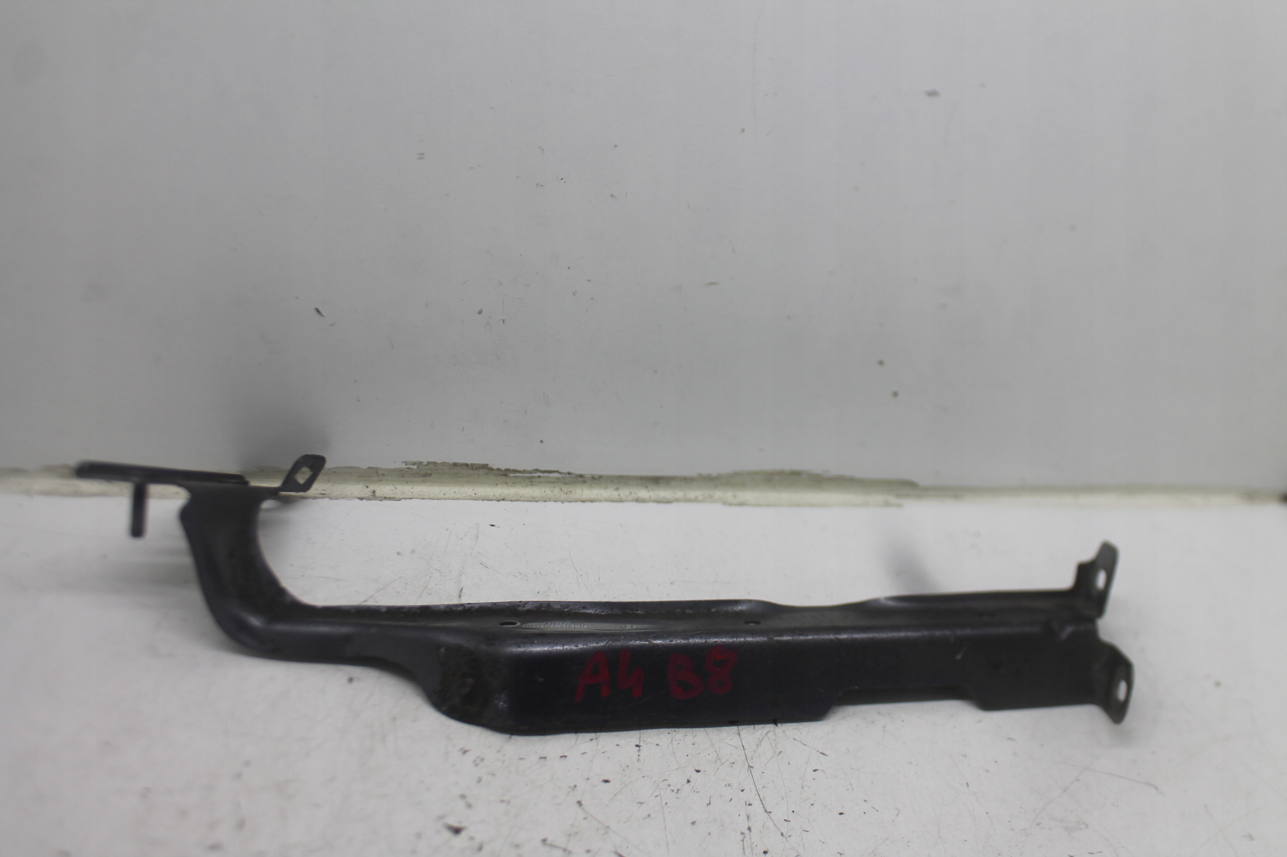 Console Support Support plaque Aile Gauche Avant 8K0821135H VW AUDI