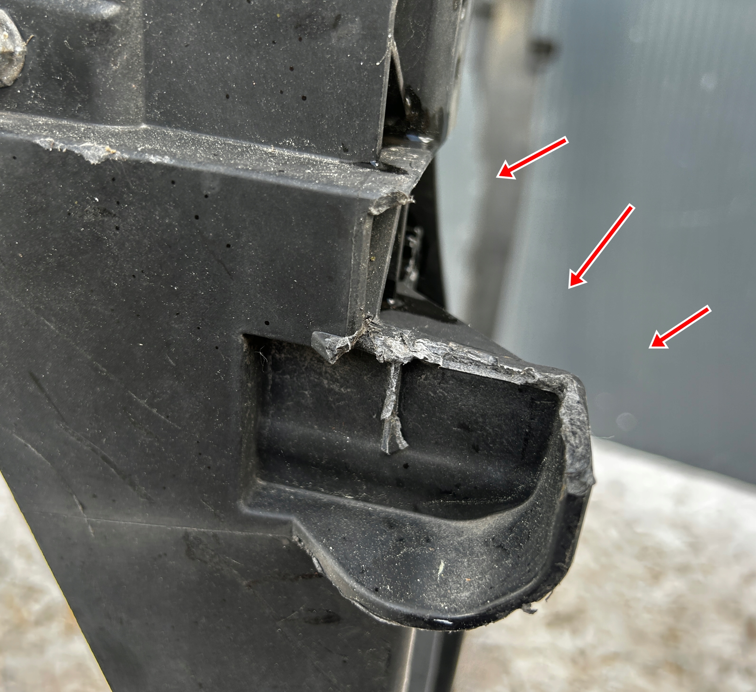 support panel for radiators pillar VW CRAFTER II MAN TGE 7C0805588