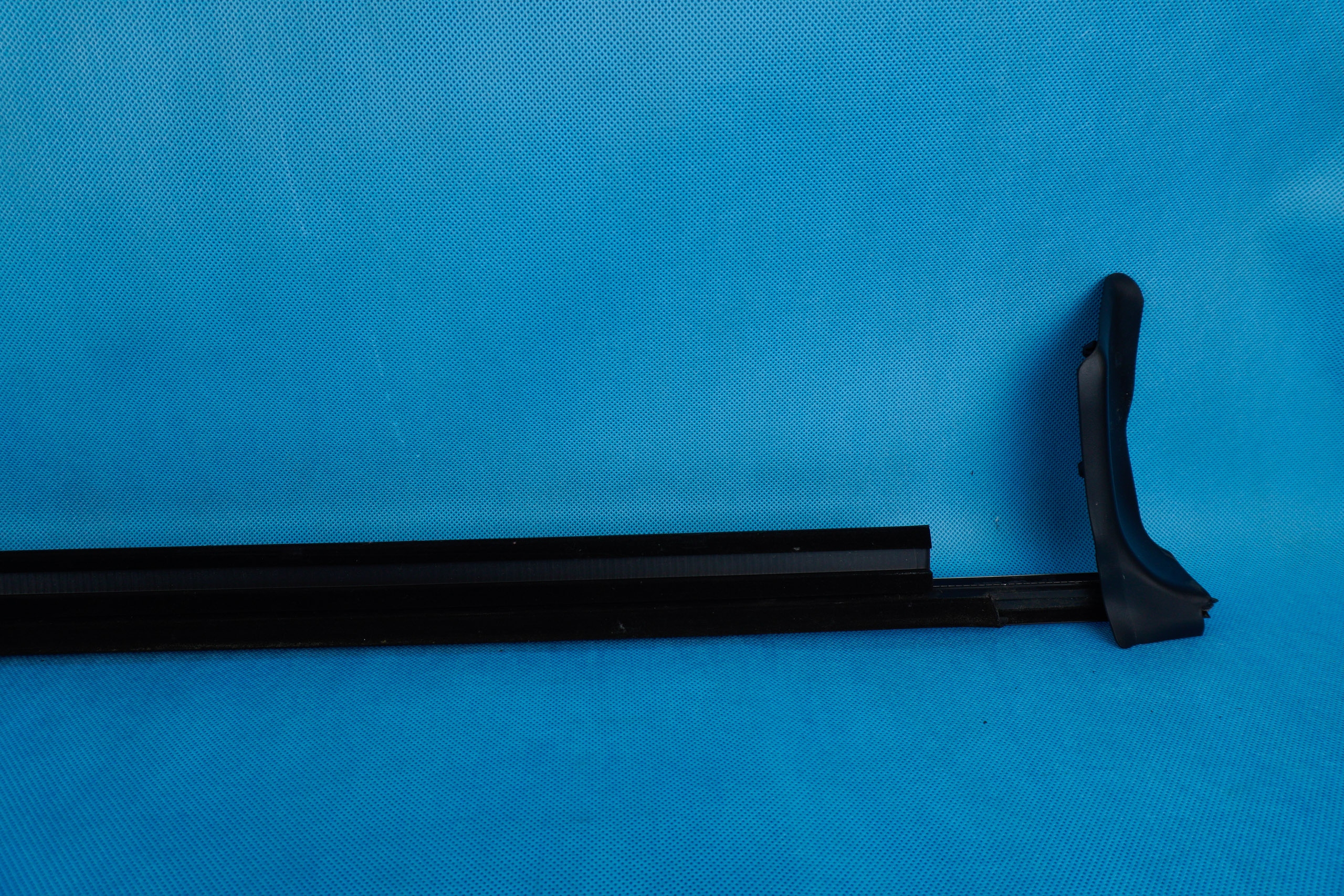 moulding dust door front left chrom Audi A8 S8 4H 4H0853283C 2ZZ