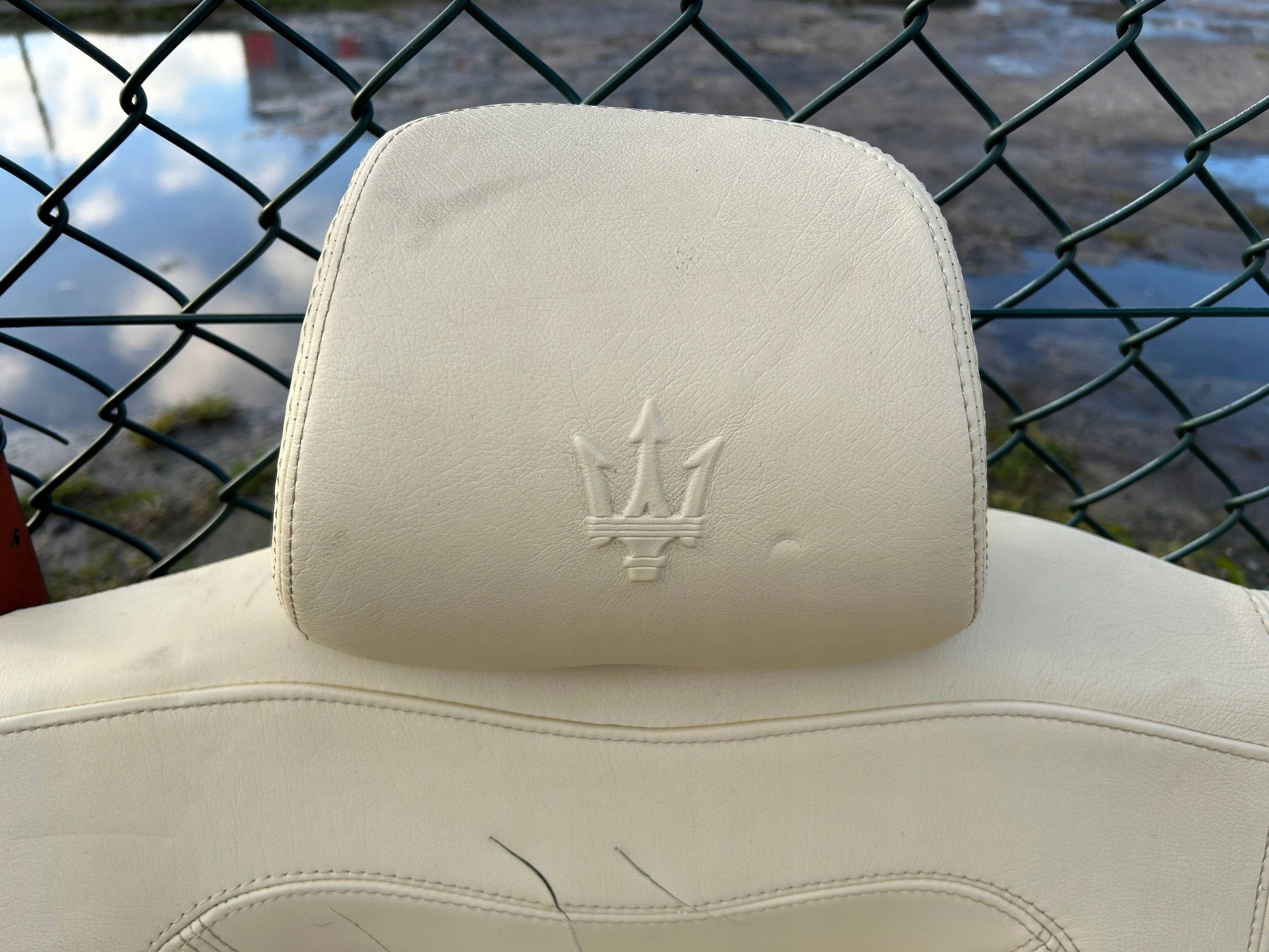 Sitz hinten Sitze heck Armlehne Maserati GranTurismo 2008