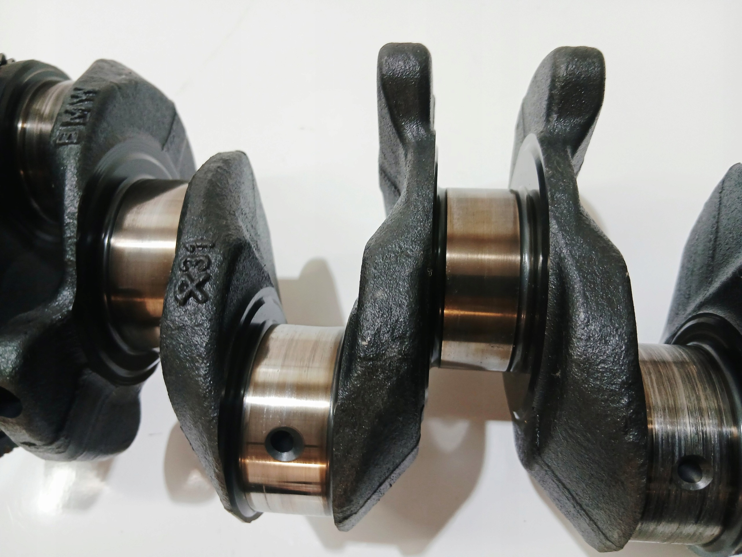 radilica motora BMW E90 E91 N47D20C brušen 7797977