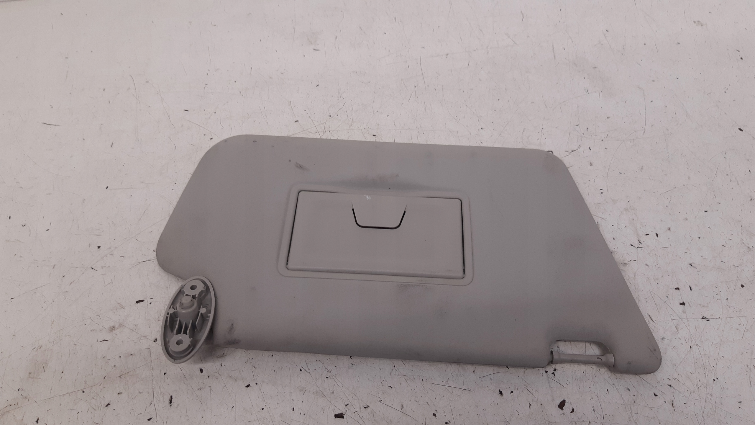visor przeciwsloneczny right Mazda 2 DY