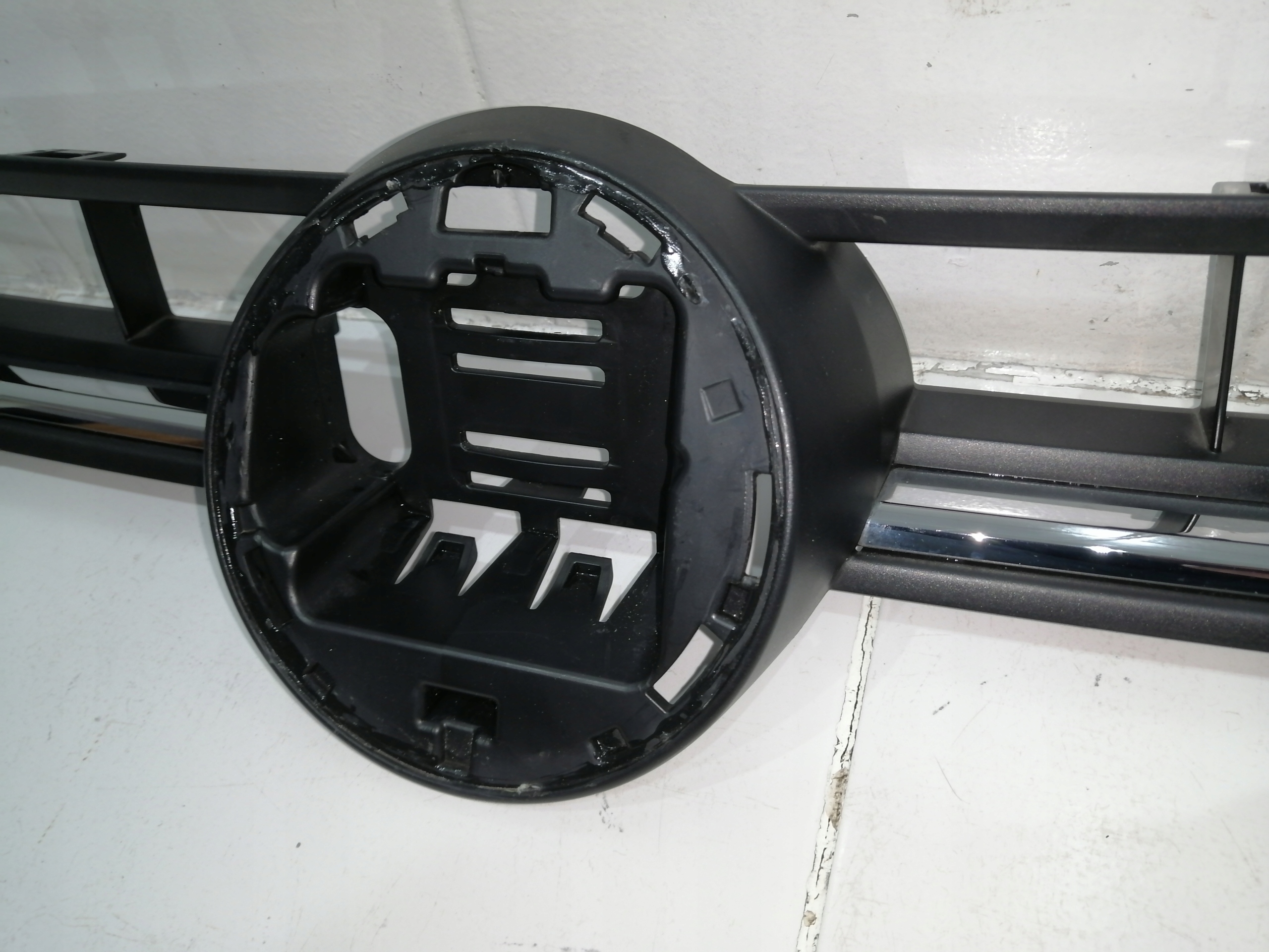 VW Polo V Kühlergrill FRONTGRILL Kühlergitter 2G0853653R - Thumbnail 5