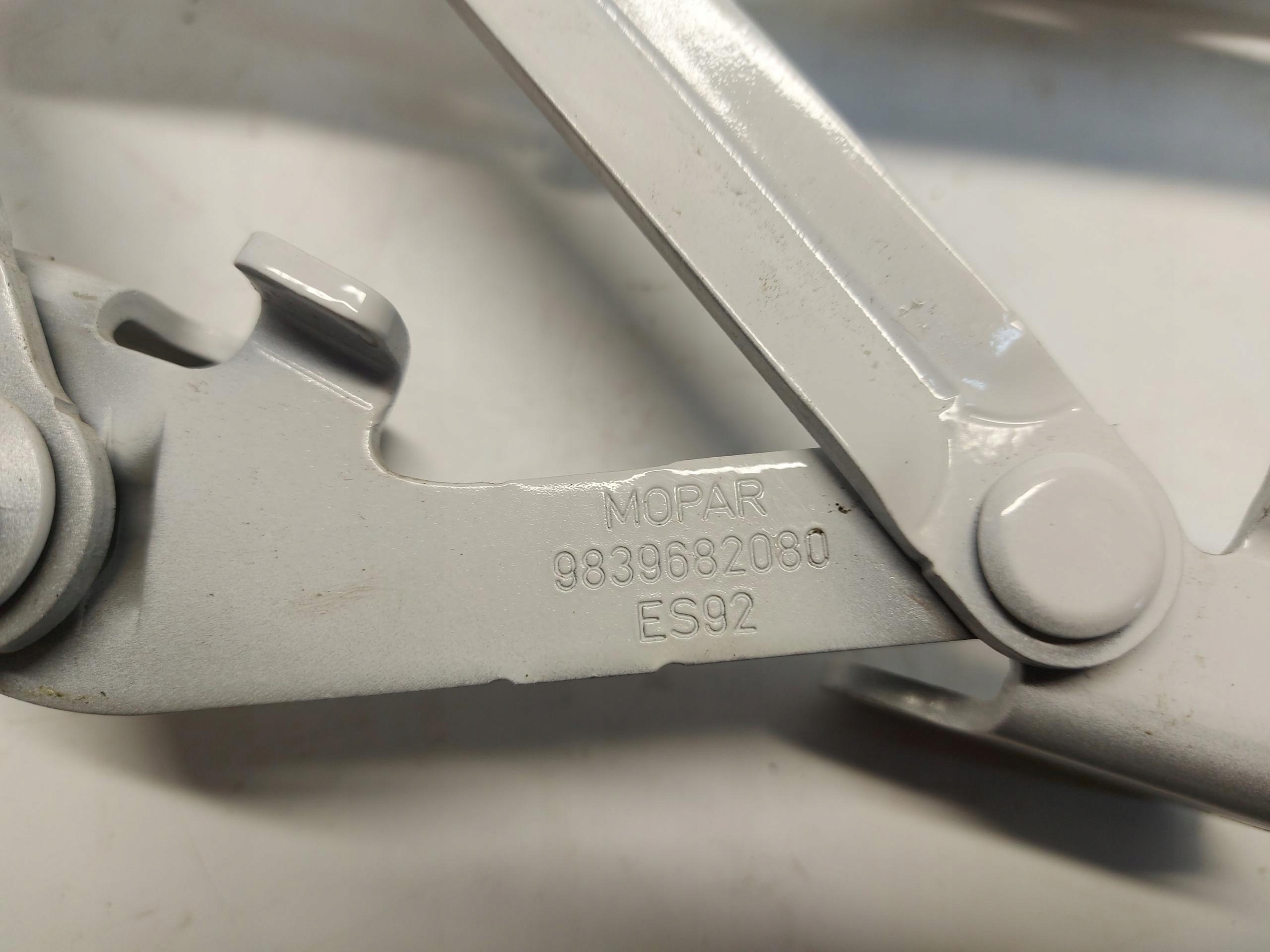 OPEL Grandland II 2024+ hinge bonnets right 9839682080