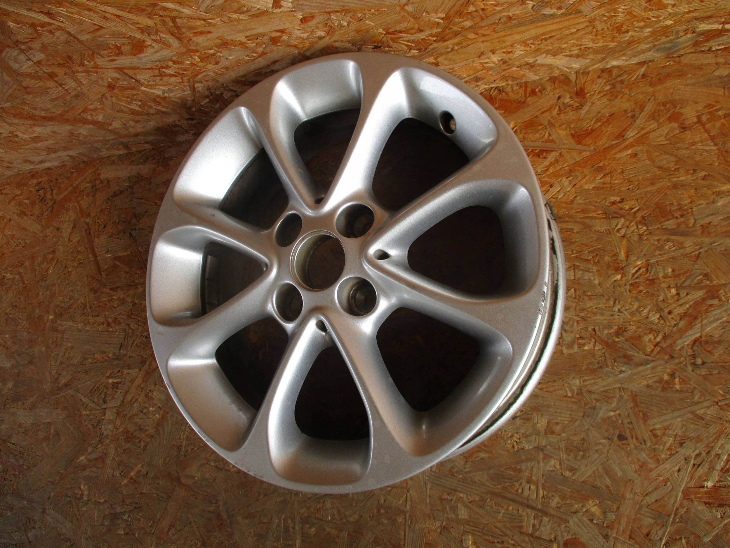 disk hliníkový SMART FORFOUR II W453 5Jx15 ET32 4x100