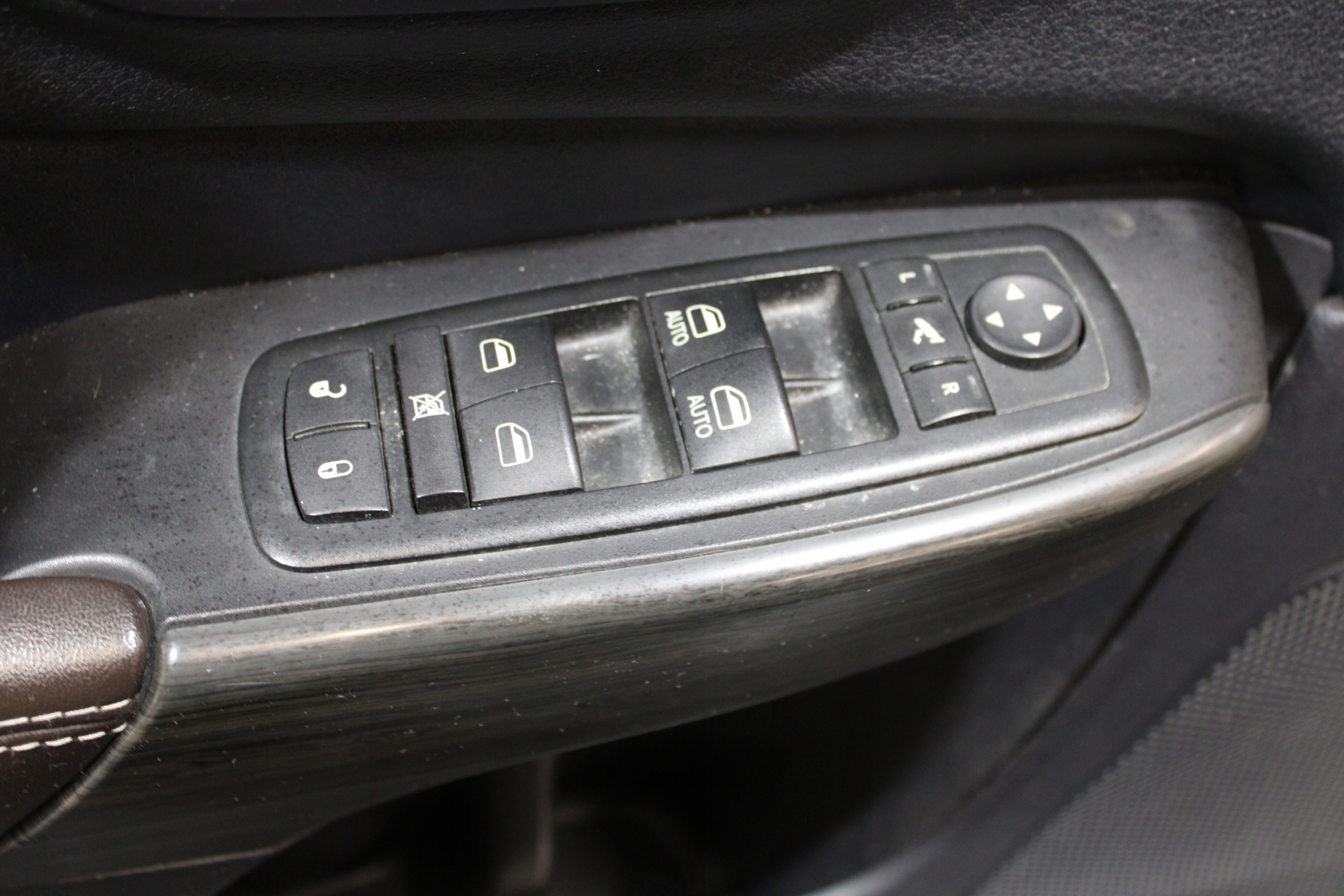 upholstery side door left front JEEP CHEROKEE KL