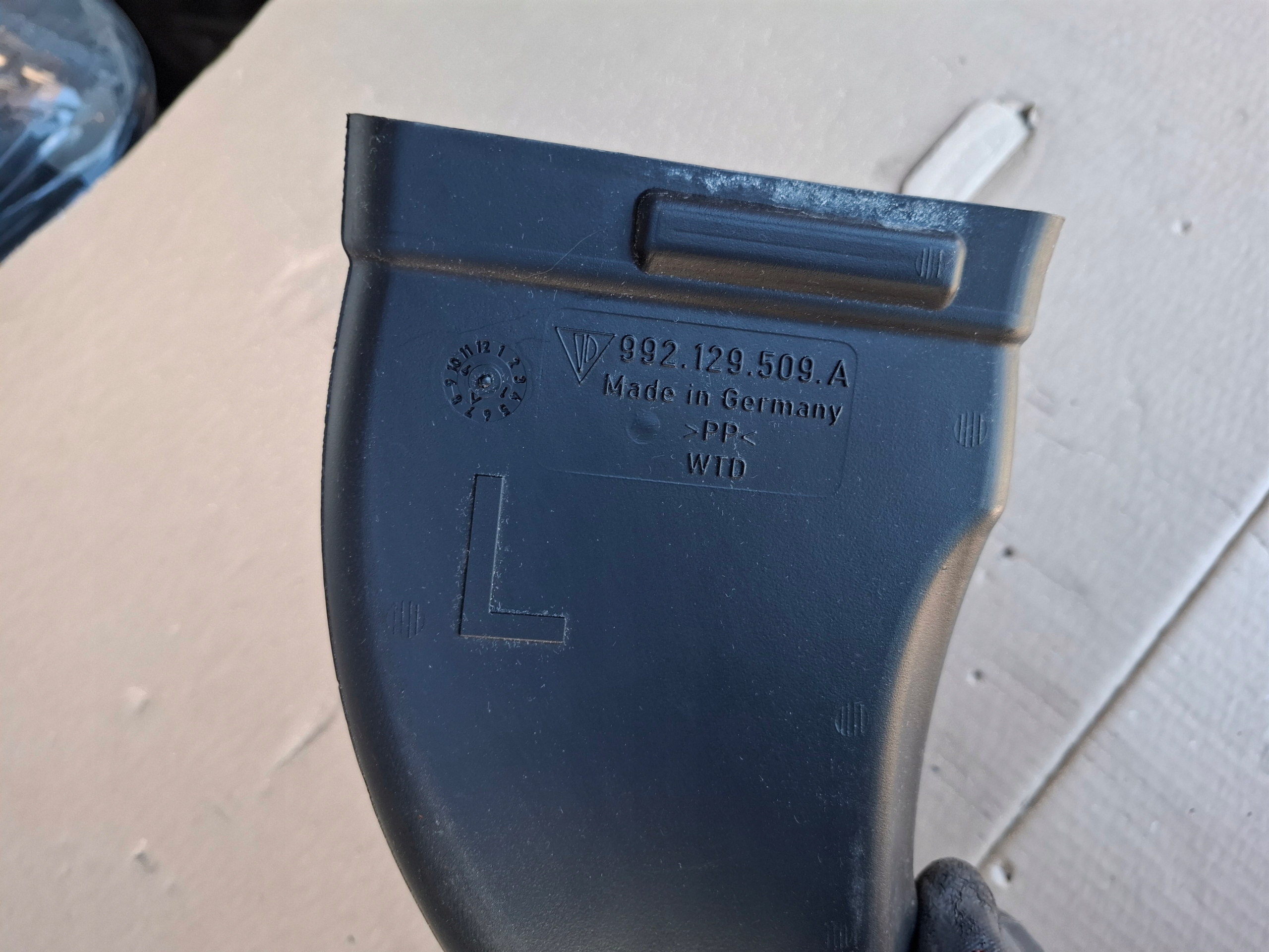 PORSCHE 992 steering wheel, POWIETZA left 992129509A