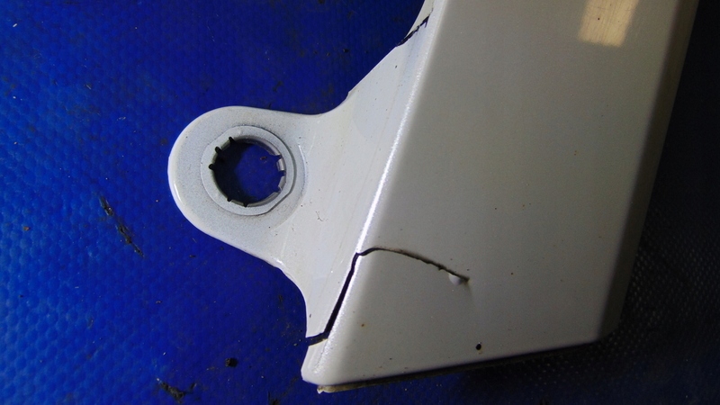 fender right front PEUGEOT 3008 09-16R