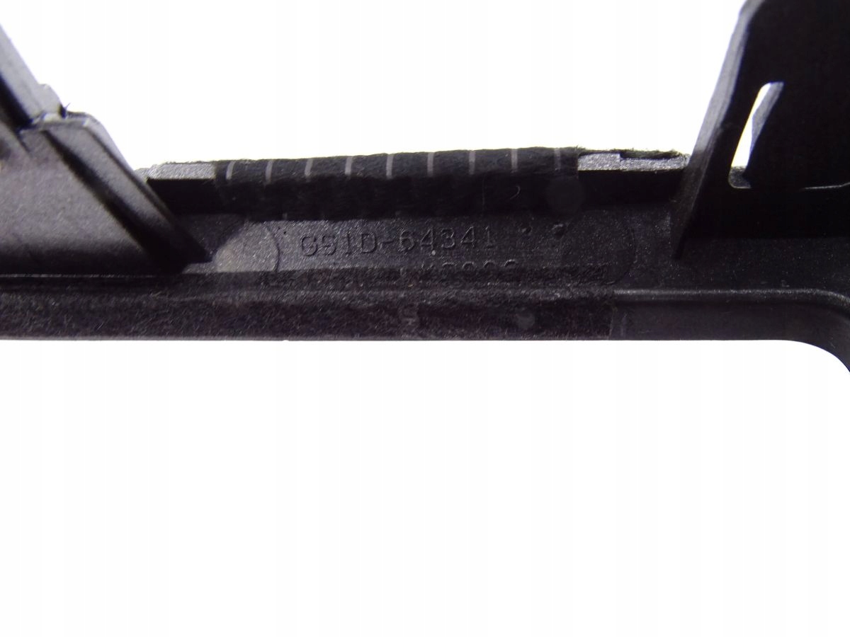 MAZDA 6 II GH 07-12 KONSOLA ŚRODKOWA PANEL ŚRODKOWY RAMKA RADIA Typ samochodu Samochody osobowe