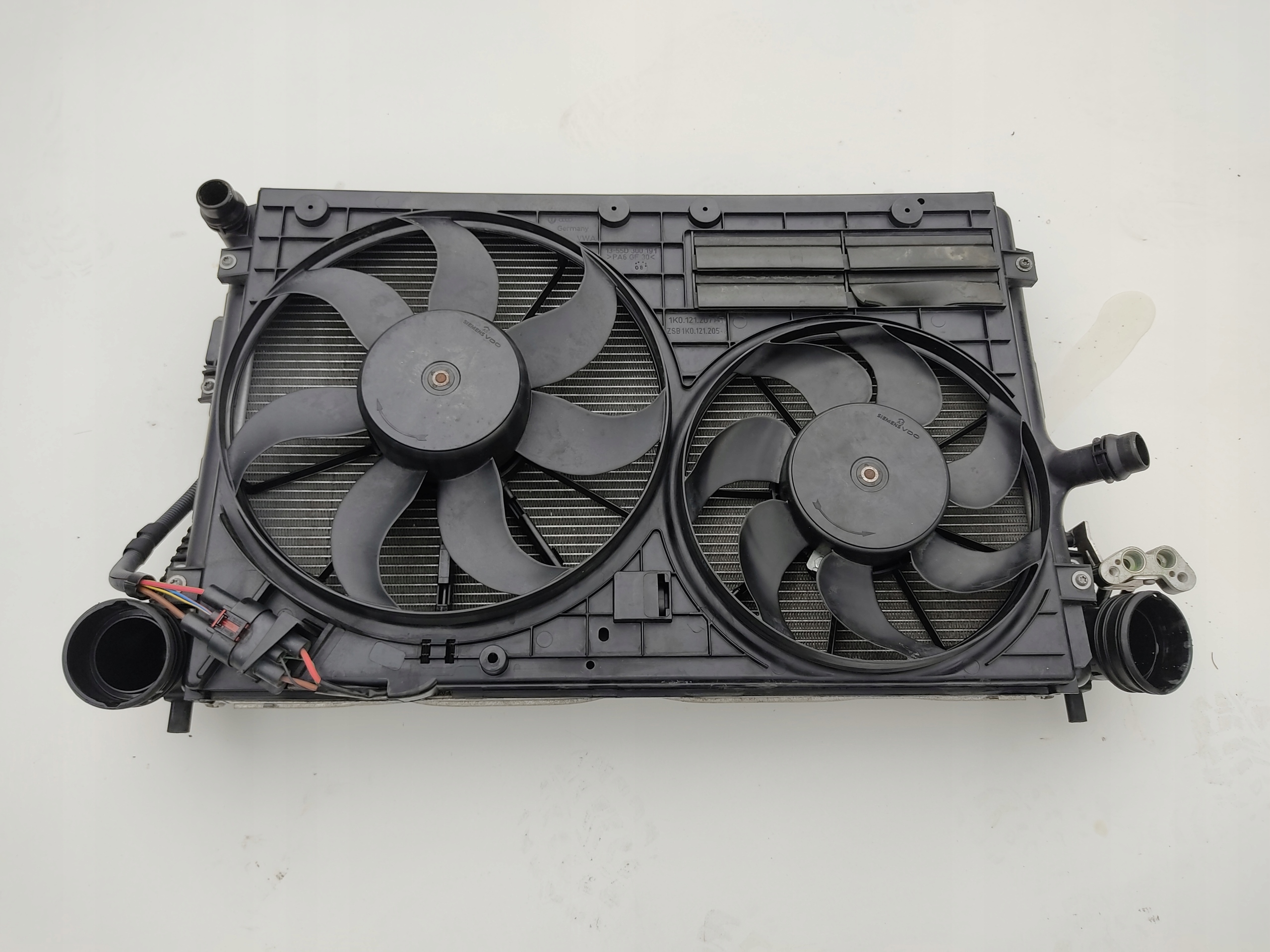 KOMPLET chladiče ventilátor AUDI TT II 8J 2.0 TDI 2006-2014