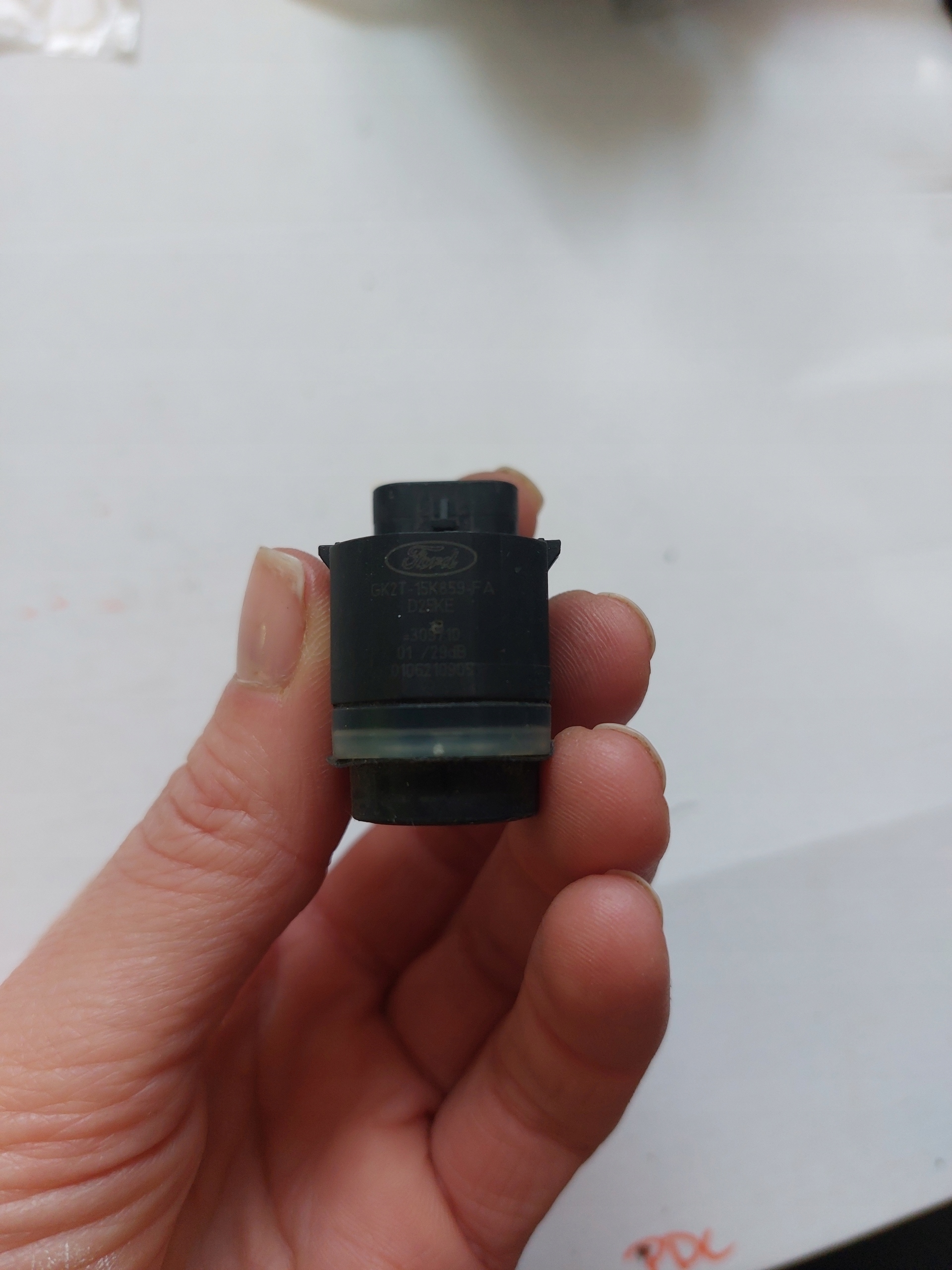 Sensor Parken PDC FORD GK2T-15K859-FA