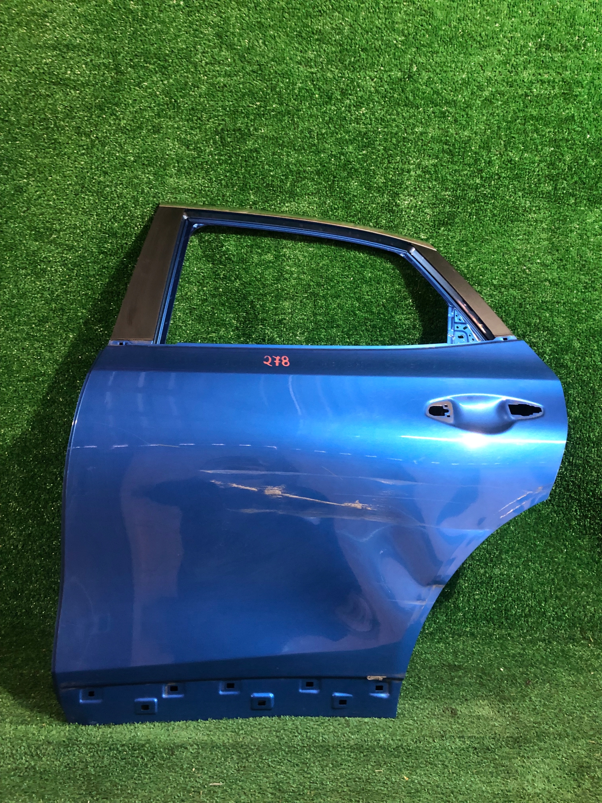 door left rear. KIA X-CEED