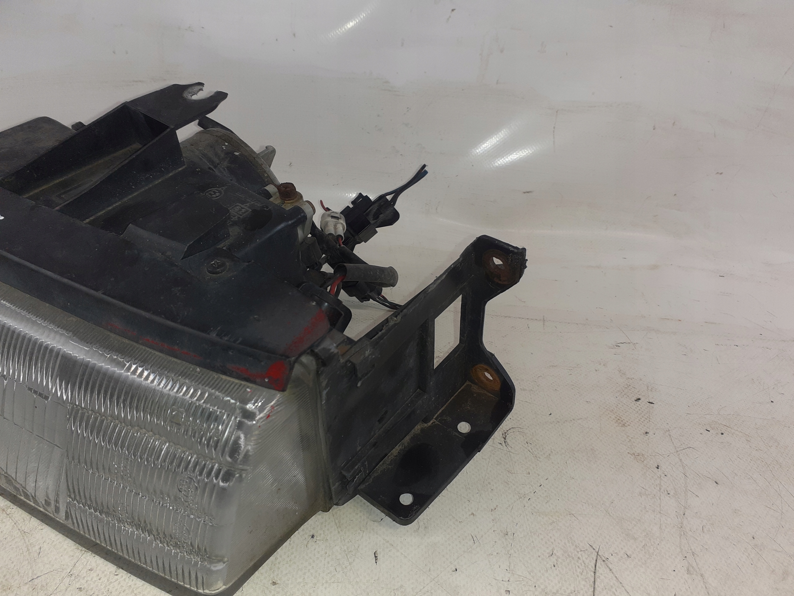 REFLEKTOR light front MAZDA 626 left