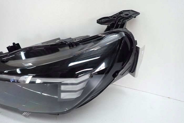 OPEL CORSA F FULL LED LIFT 23- reflektor left light left 9868999680