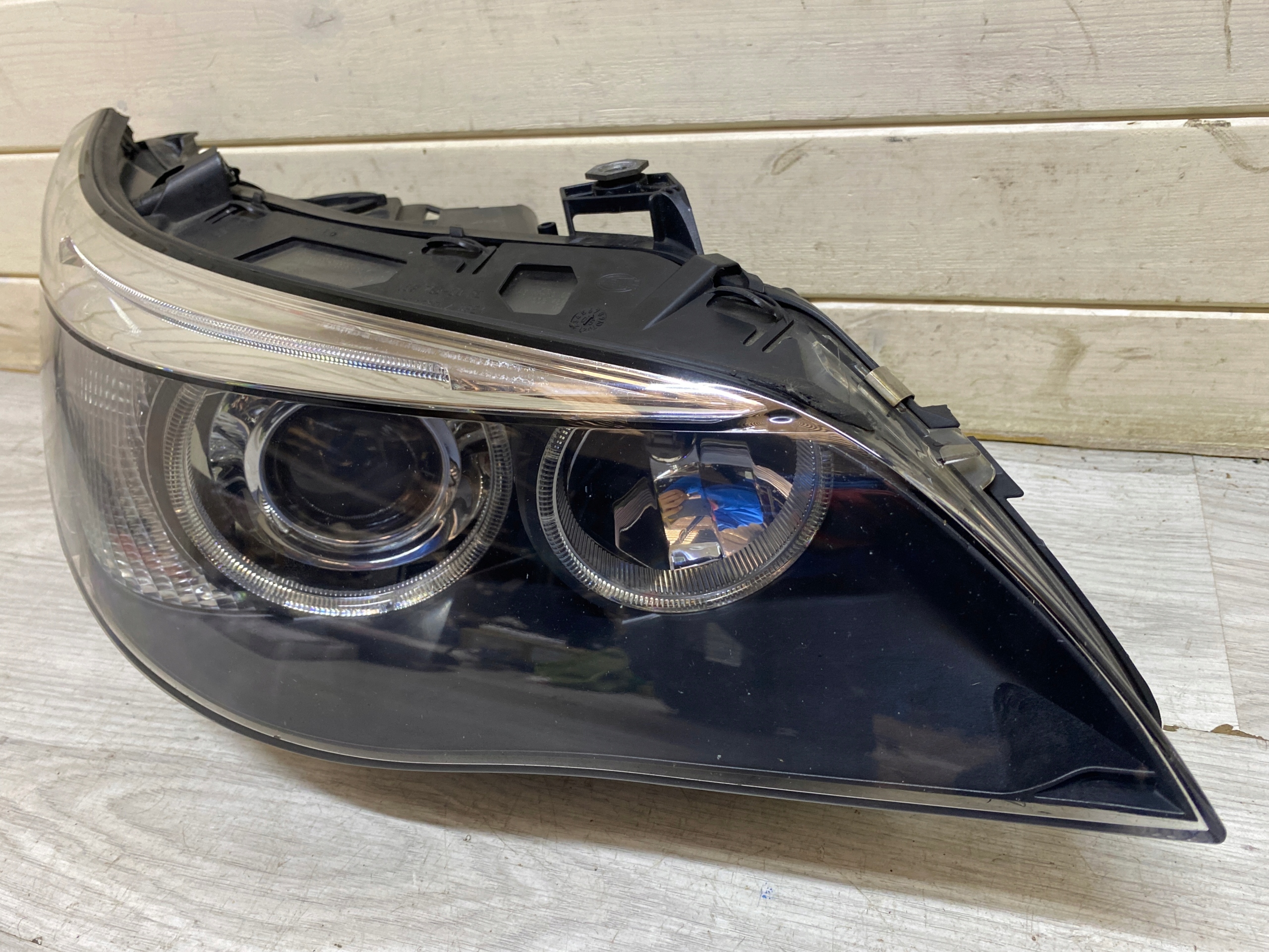 BMW E60 E61 REFLEKTOR XENON light right front NIESKRETNA EUROPA