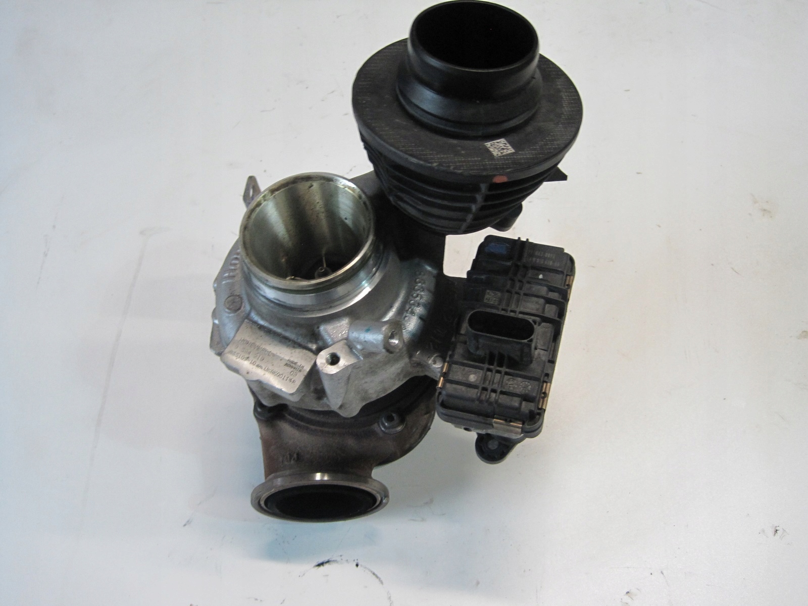 turbo turbina BMW 6 G32 3,0D 8584218