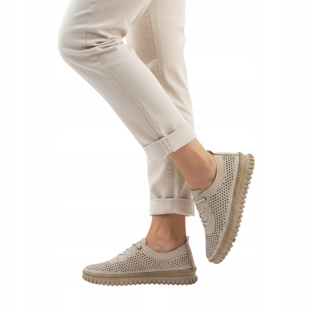 Dámské kožené boty T.Sokolski Světle béžové Perforované Komfort vel. 36