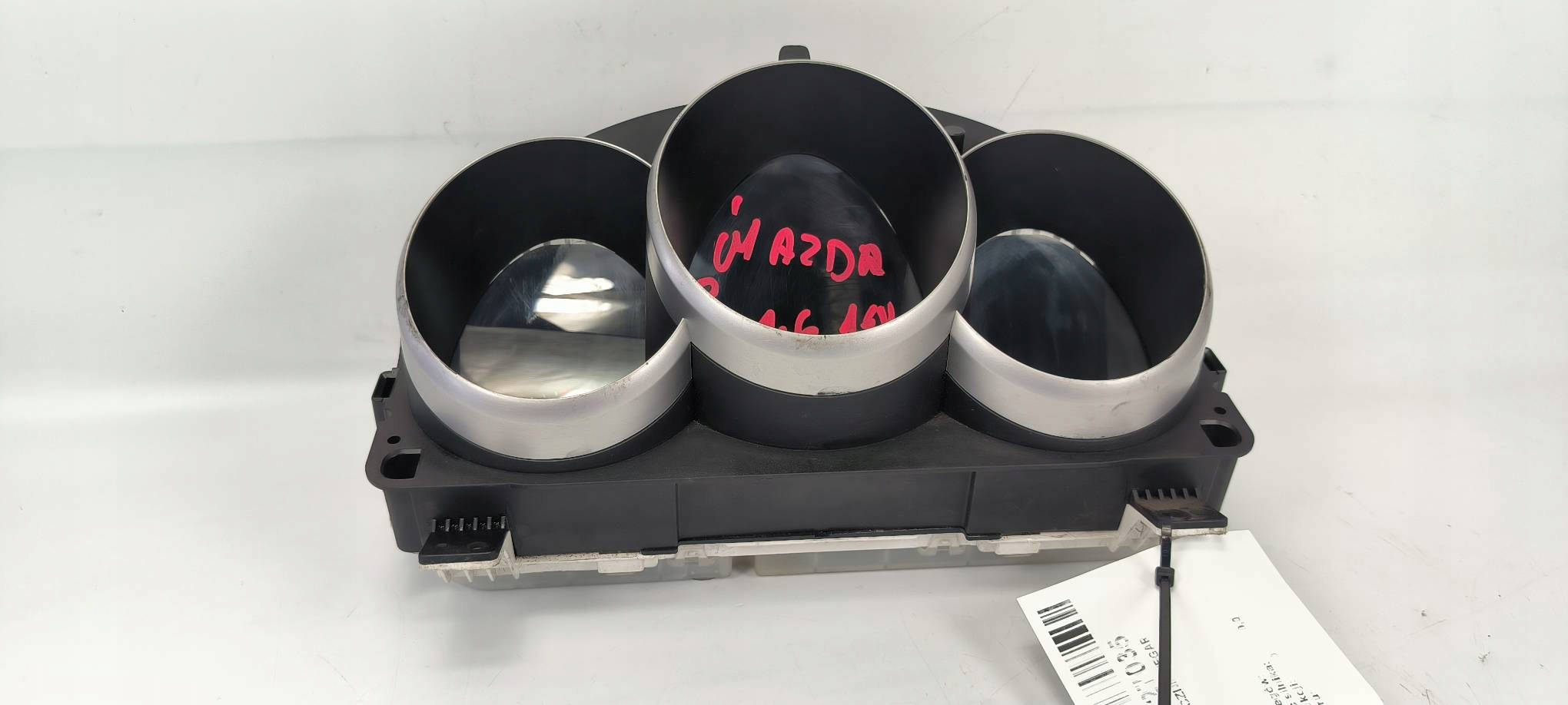dials clock 4EBN8B MAZDA 3