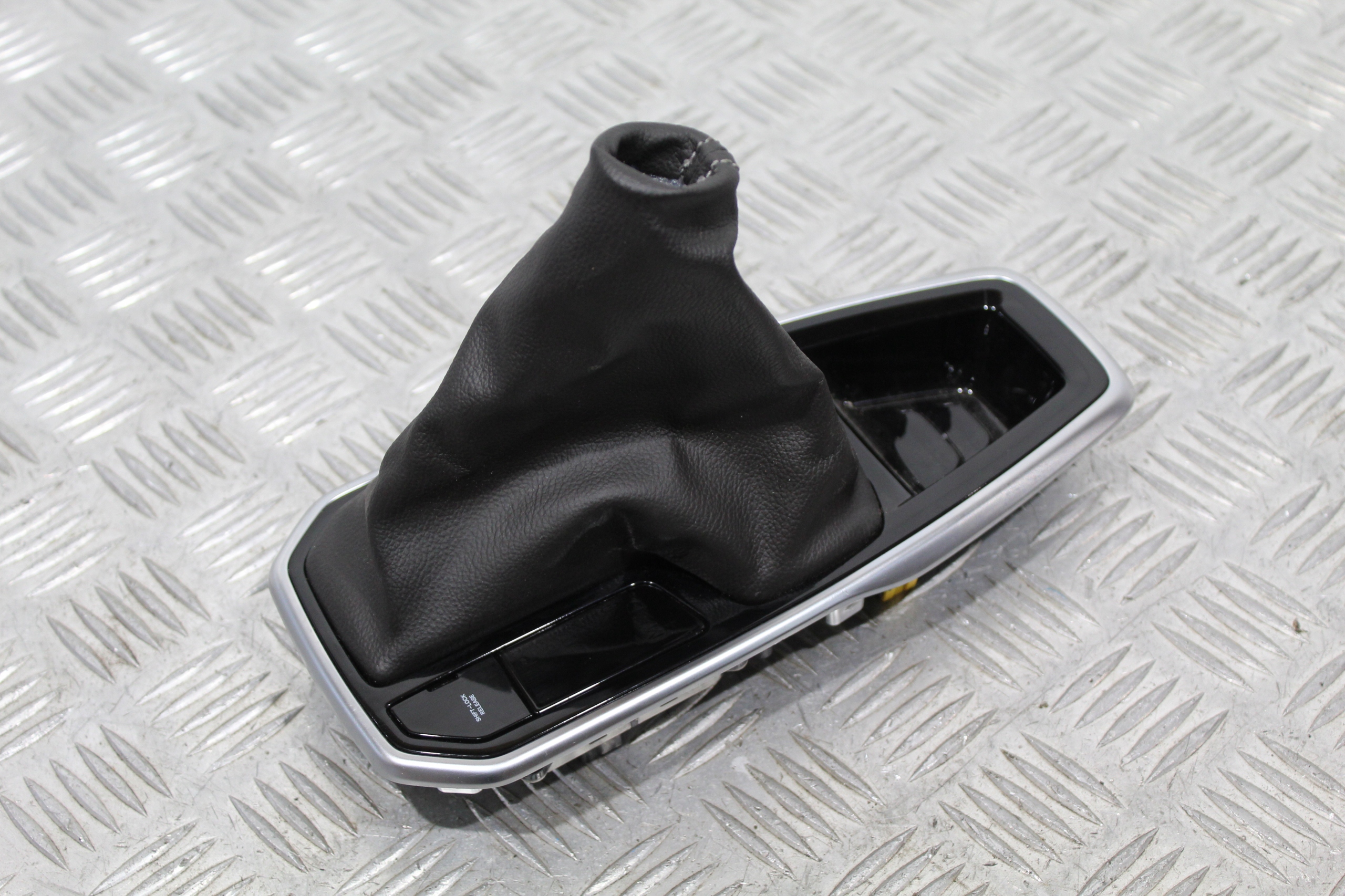 СИЛЬФОН ПЕРЕМИКАННЯ ПЕРЕДАЧ KOLEOS II 2 LIFT