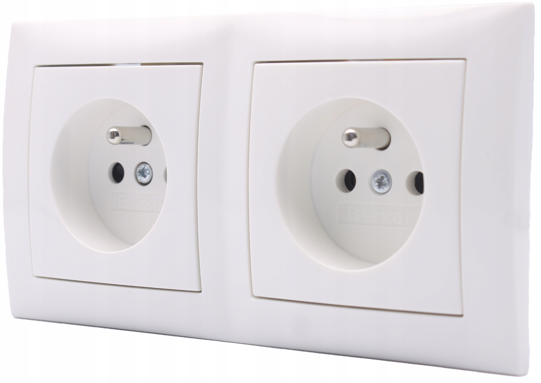 Gniazdo Berker Kwadrat podwójne białe komplet z ramką Hager do domu i biura