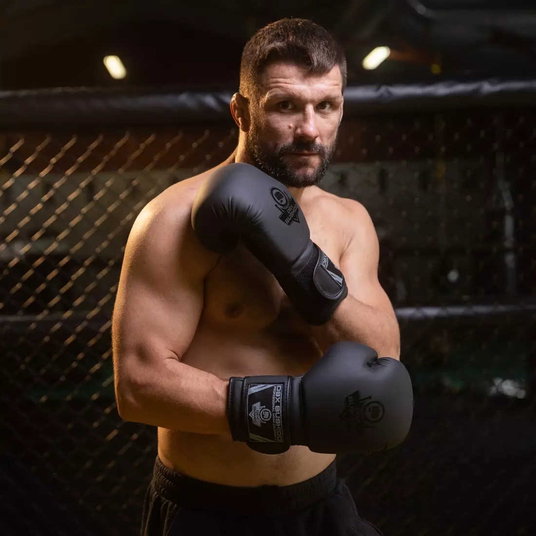 RĘKAWICE BOKSERSKIE SPARINGOWE CZARNE MATOWE DBX BUSHIDO DLA KOBIET 8 OZ Stan opakowania oryginalne