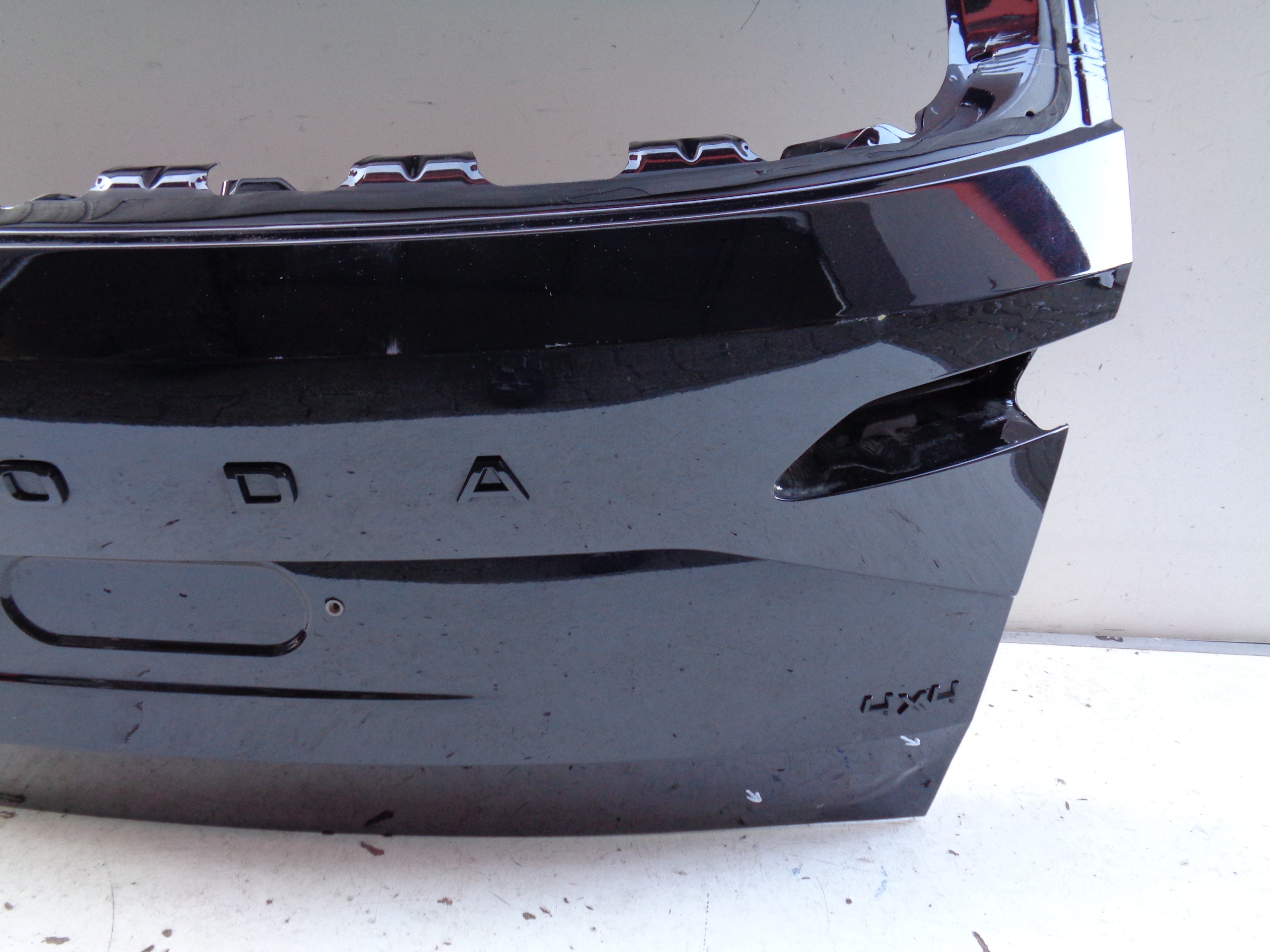 boot doors SKODA KAROQ 57A 17- NR 44770