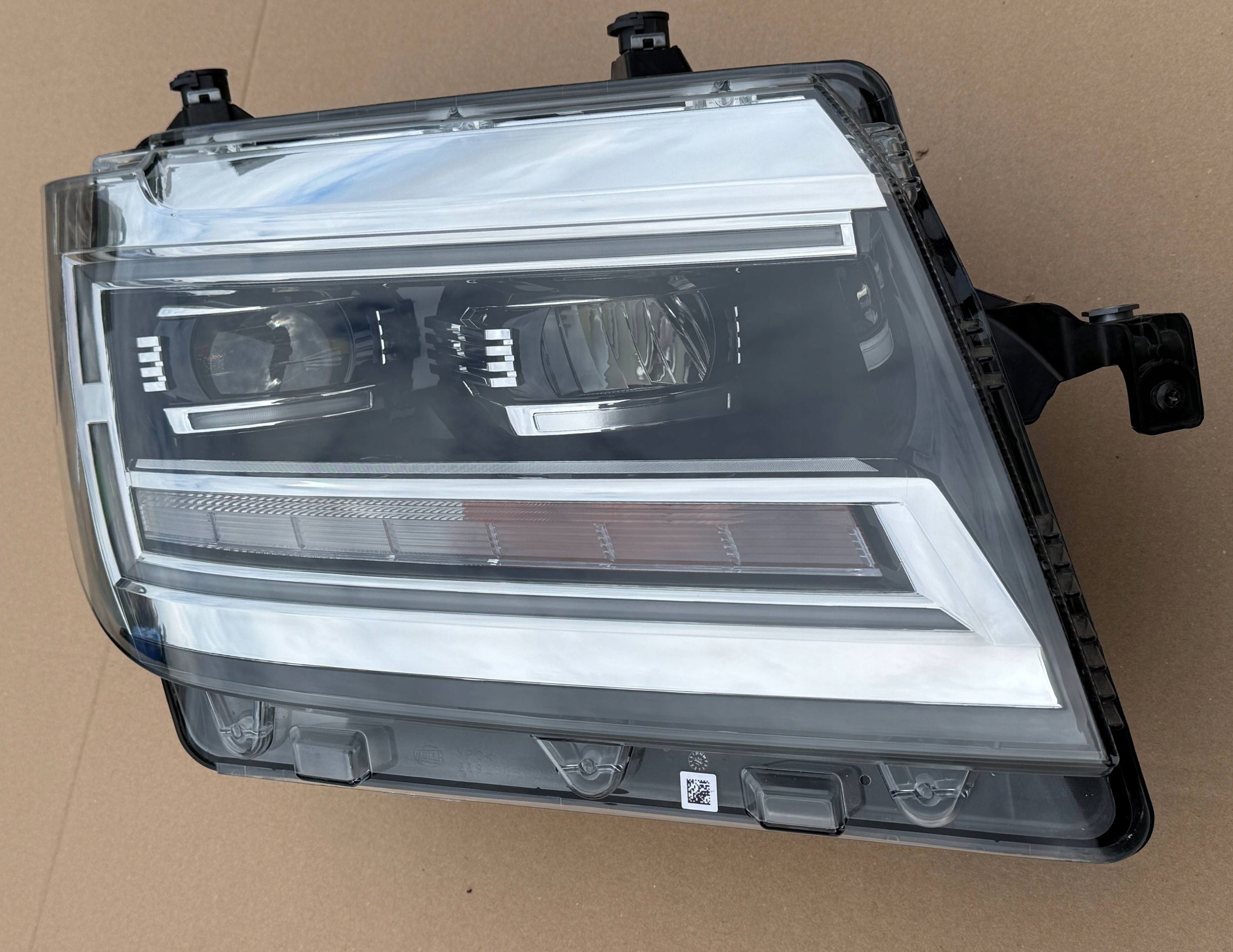 MAN TGE 2017-2022 light right front FULL LED 7C1941036C