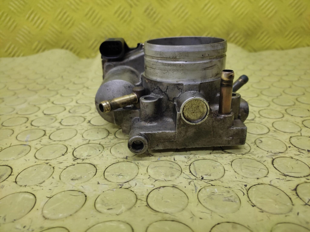 AUDI A3 8L 1.8 throttle flap 0280750026