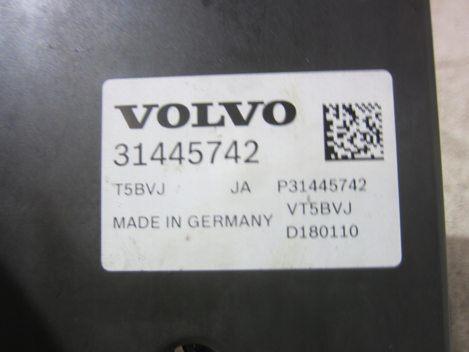 VOLVO XC40 II XC 40 unité de commande électronique uce pompe ABS frein 2.0 T5 essence 31445742
