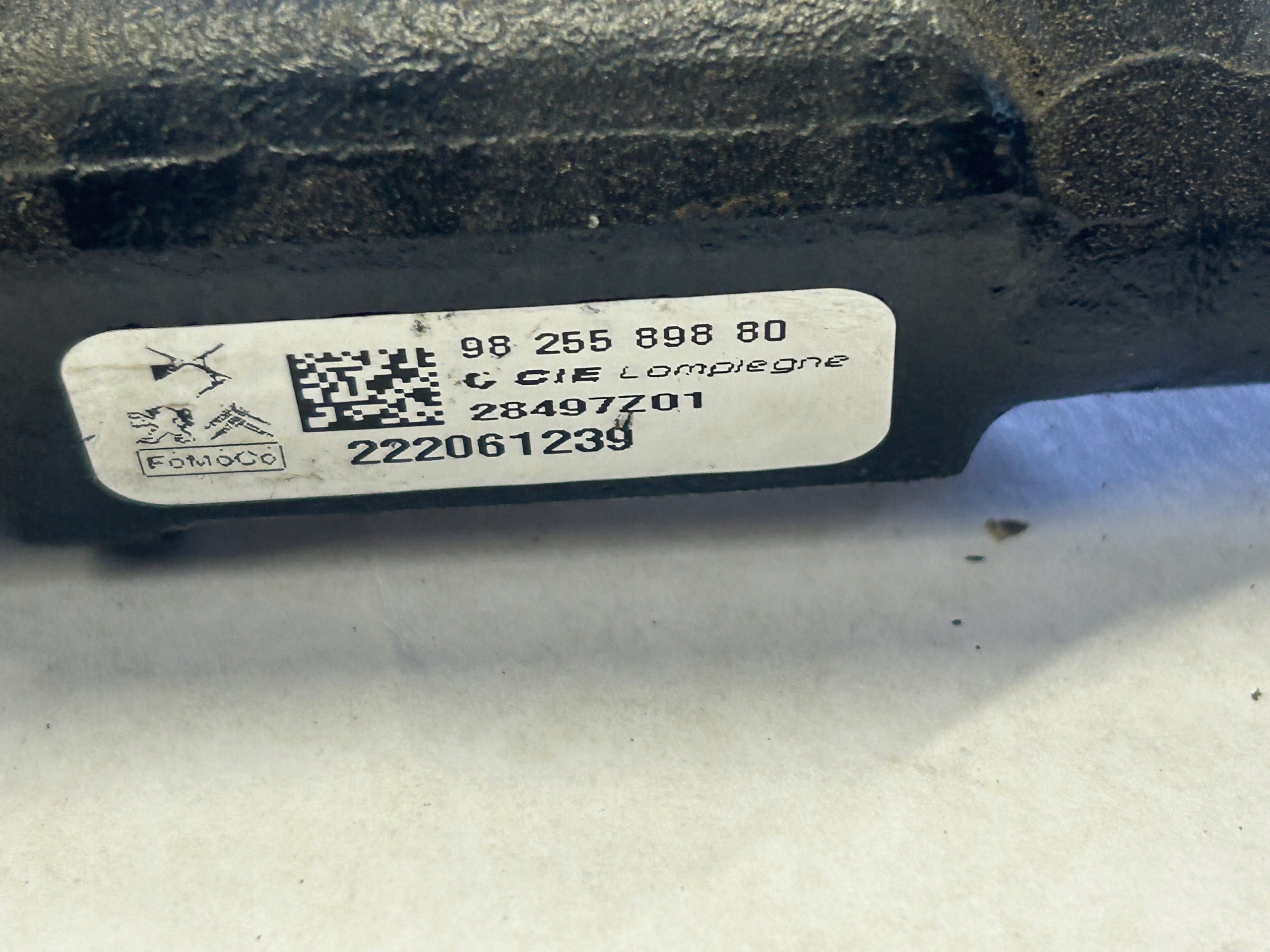 RENAULT 1,5 DCI Rampe injection 9825589880
