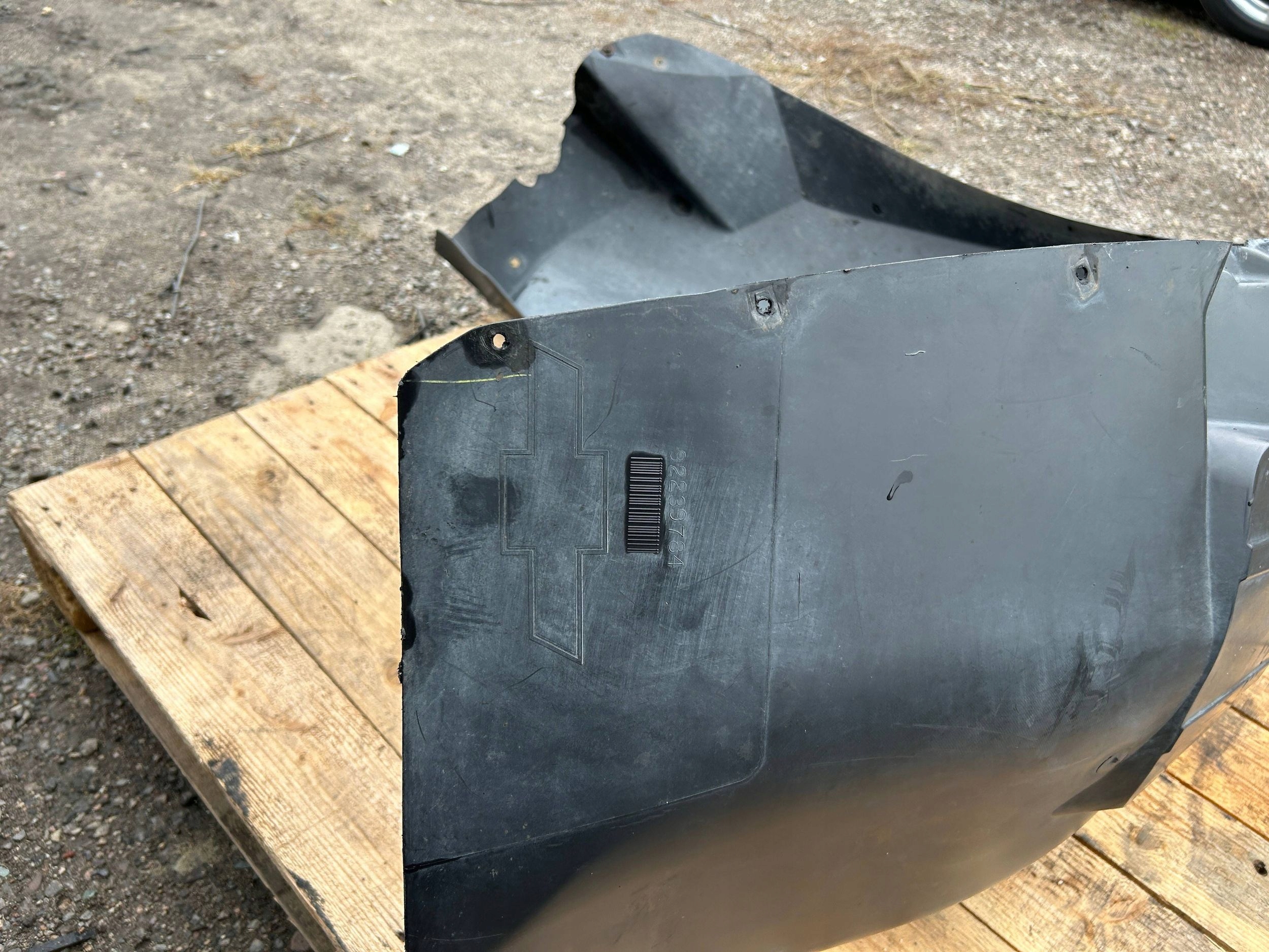 mudguard front front right original Chevrolet Camaro 2009-2013