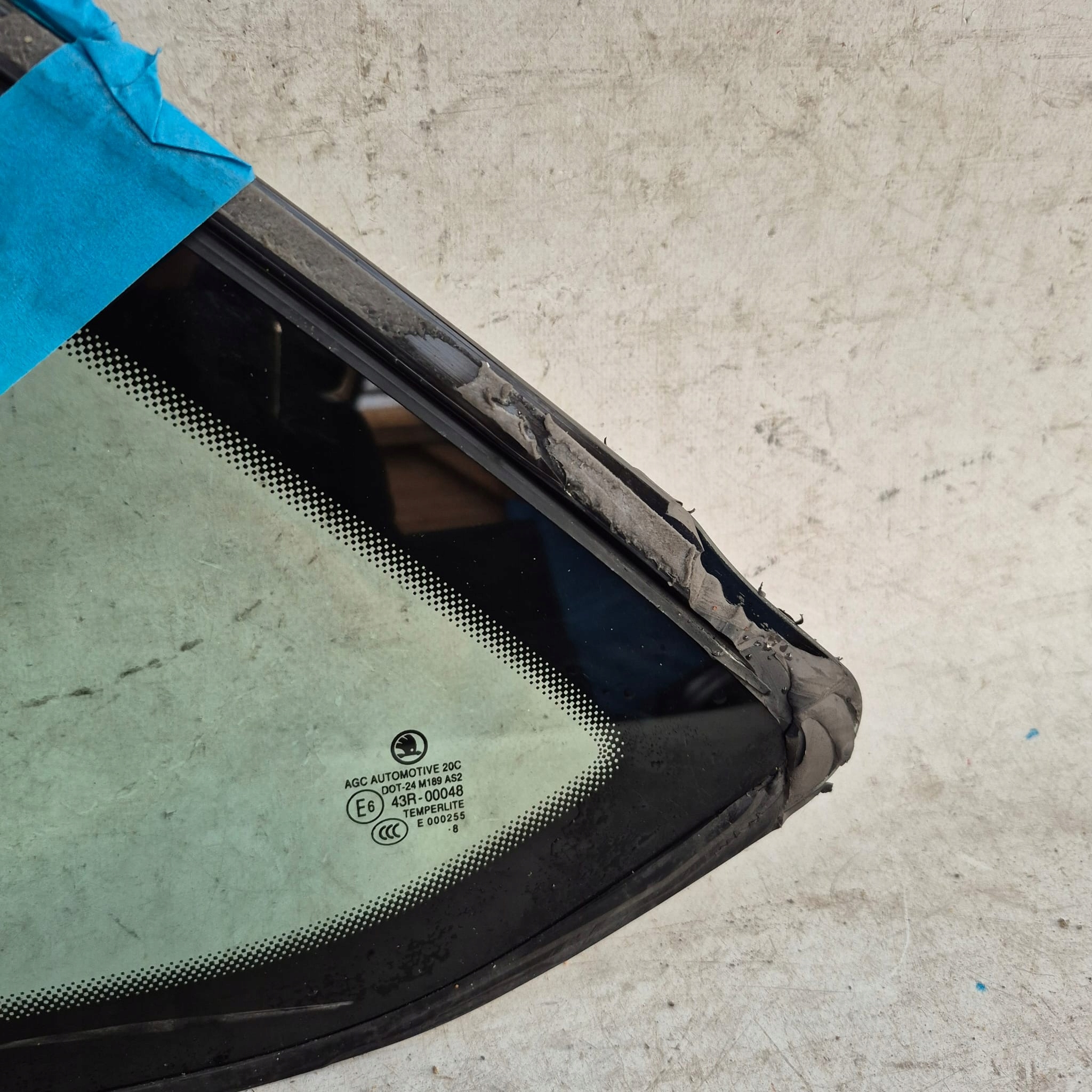 SKODA OCTAVIA III 3 KOMBI 13-20 window bodywork left rear part