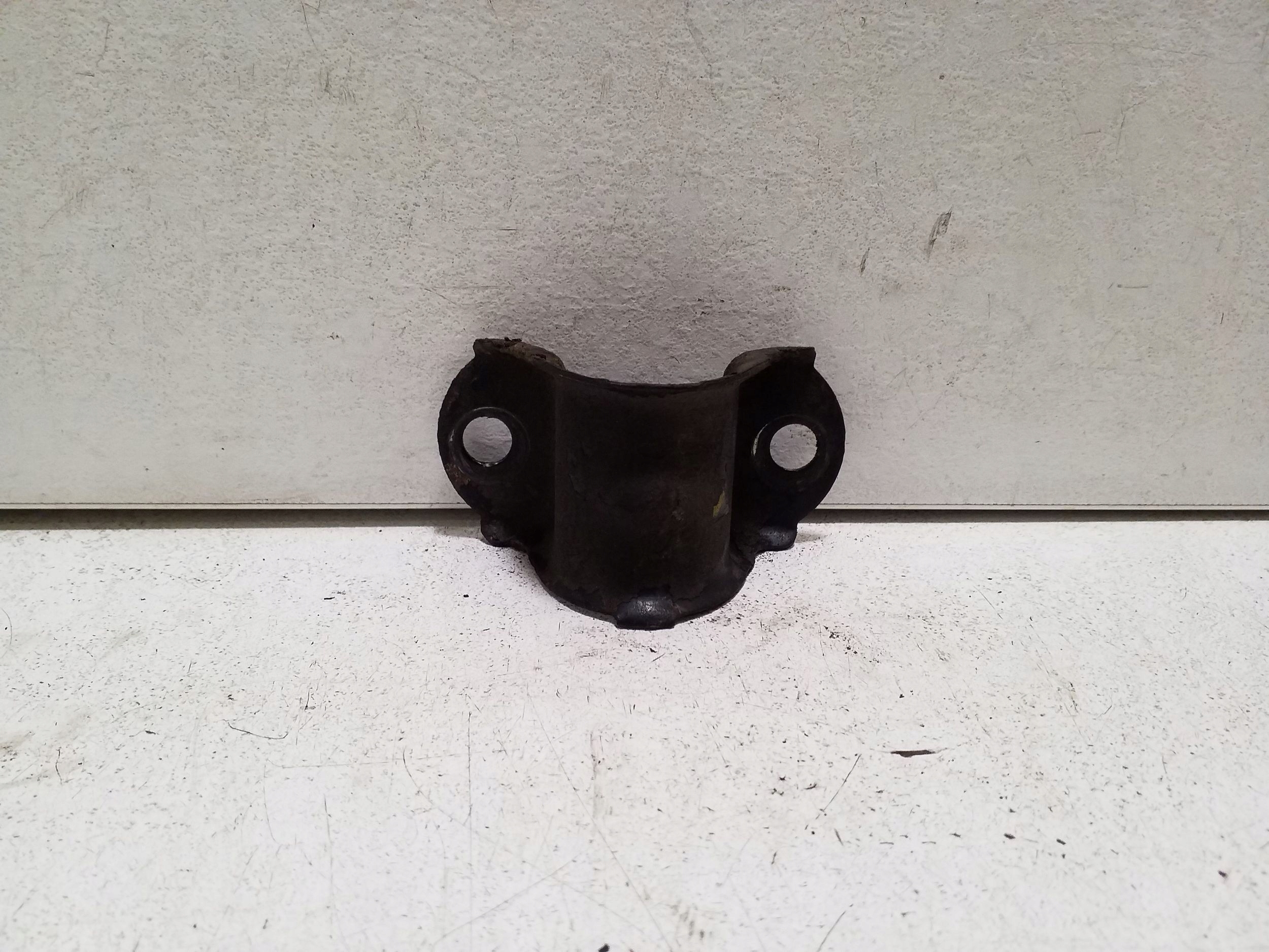 VOLVO XC60 OBEJMA STABILIZATORA TYŁ
