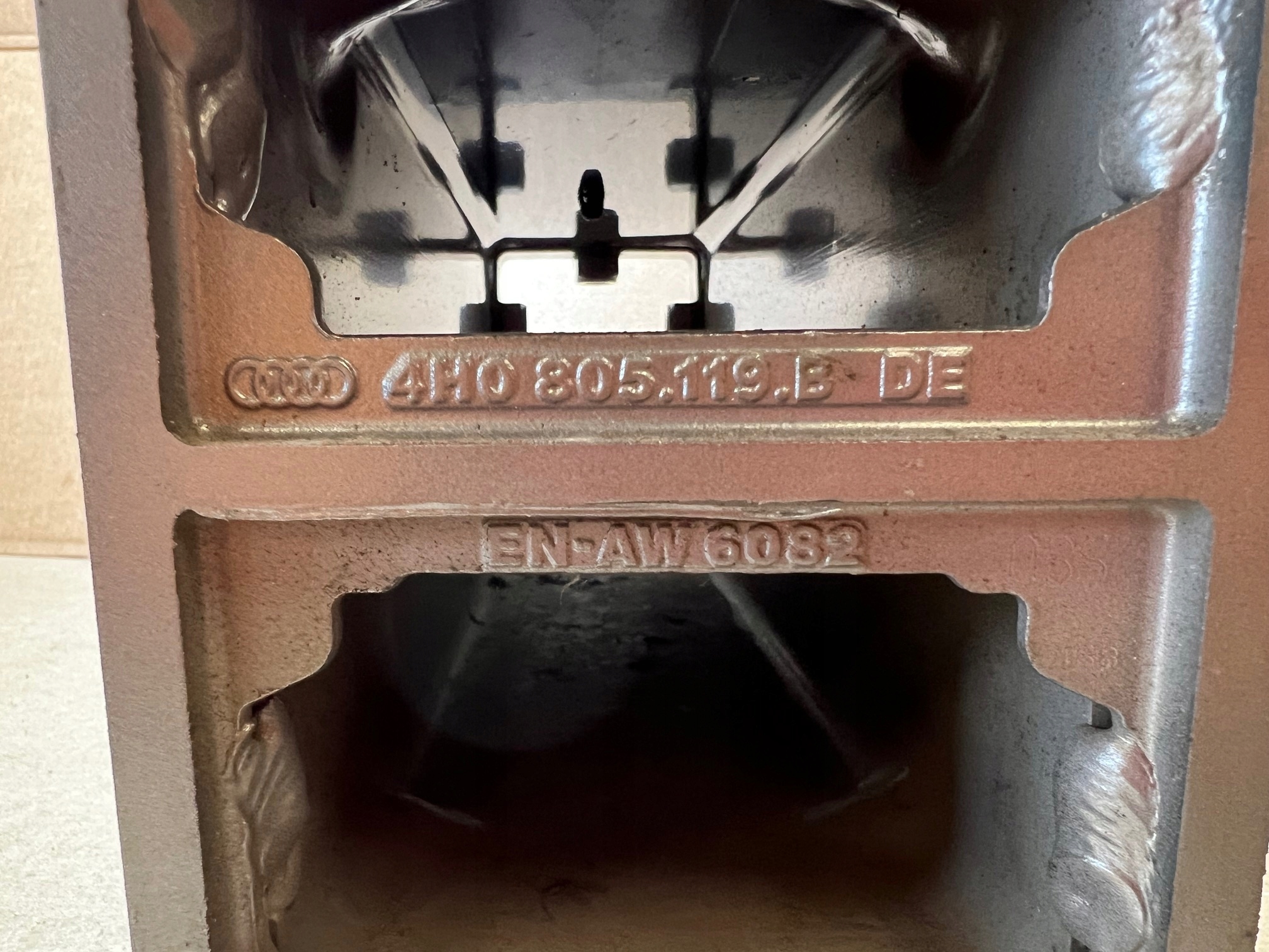 AUDI A8 D4 beam tip quarter left 4H0805119B