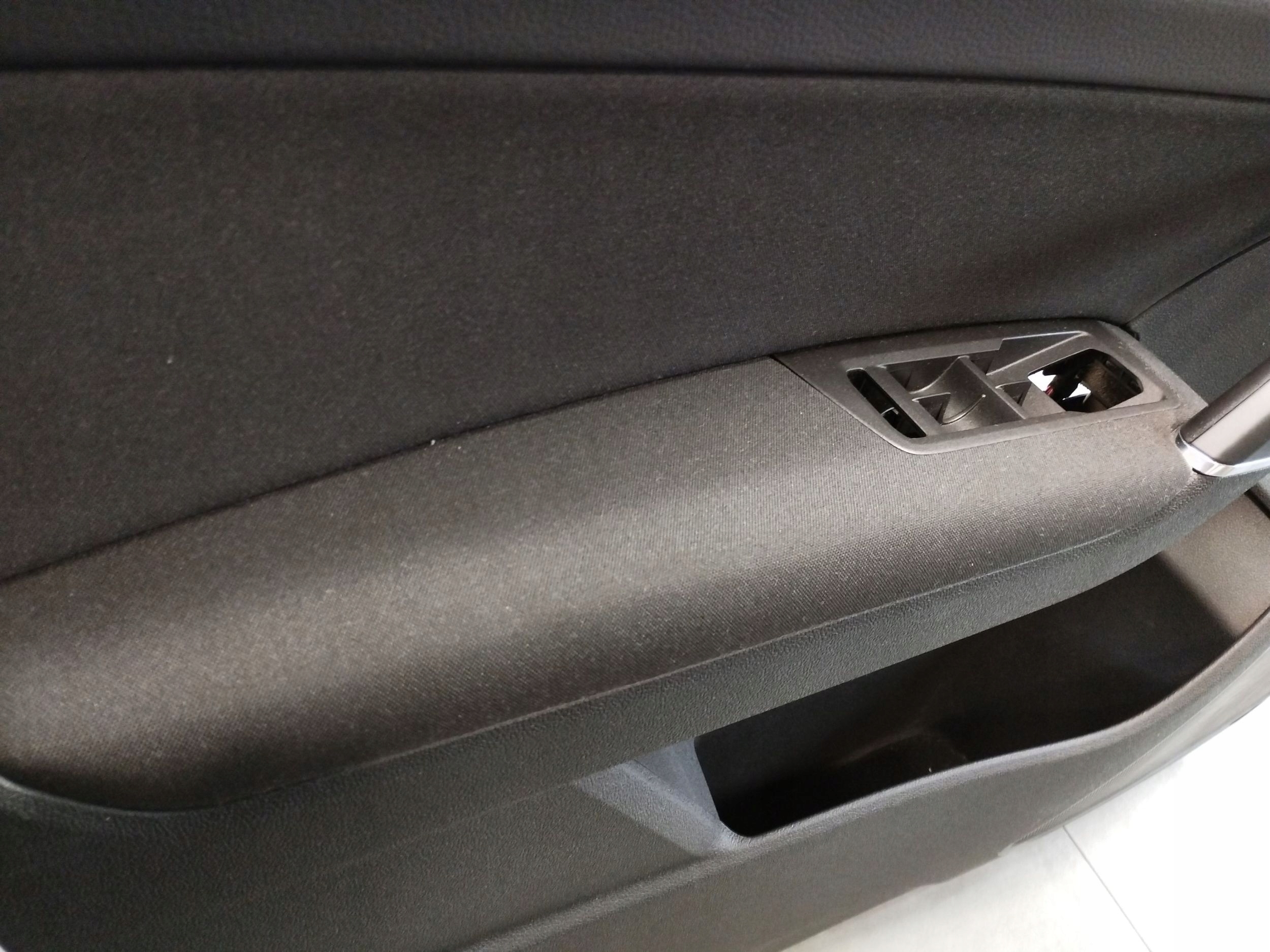 Volkswagen Touran III side door upholstery left front 5TB867011
