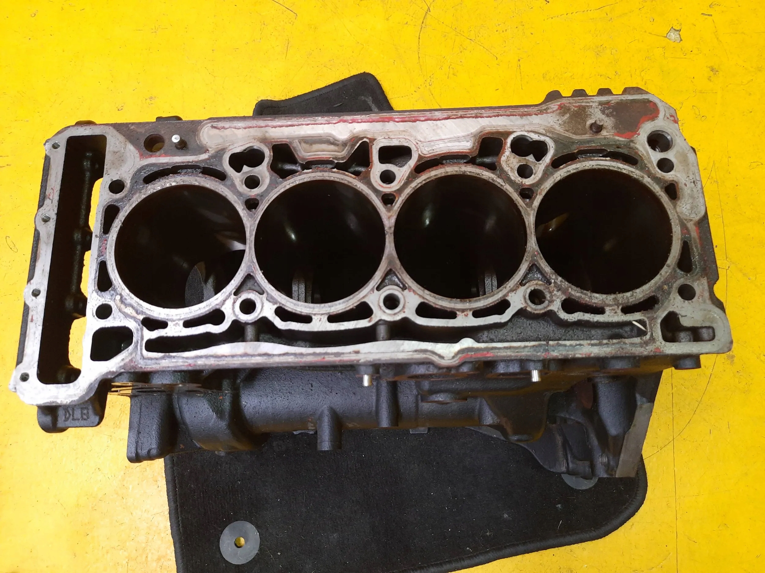 VW Golf VII 2.0 GTI BLOK SILNIKA DLB *