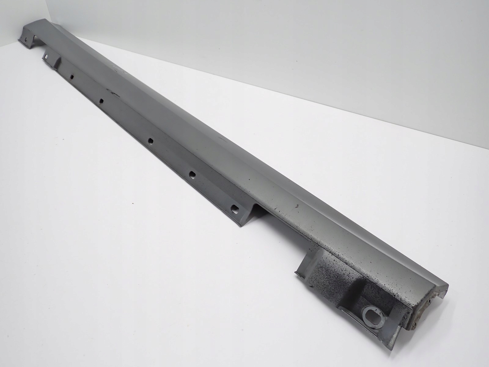 LISTWA PROGU PROGOWA ORYGINAŁ PRAWA MERCEDES-BENZ C-KLASA W204 2010R Typ samochodu Samochody osobowe