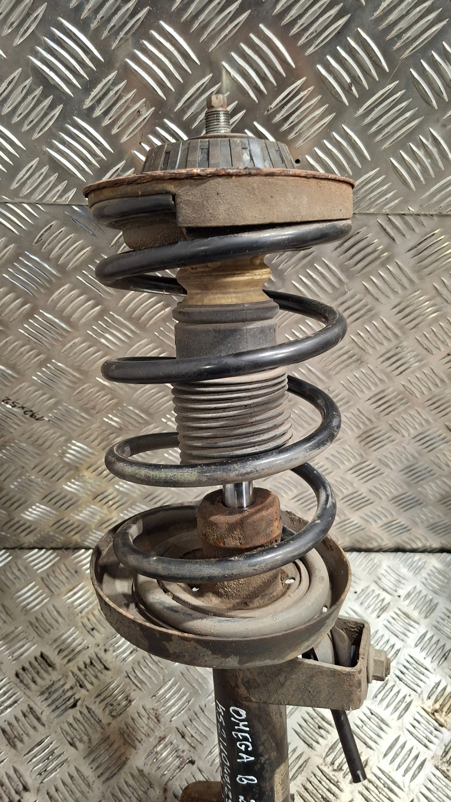 shock absorber spring left front OPEL OMEGA B 2.2