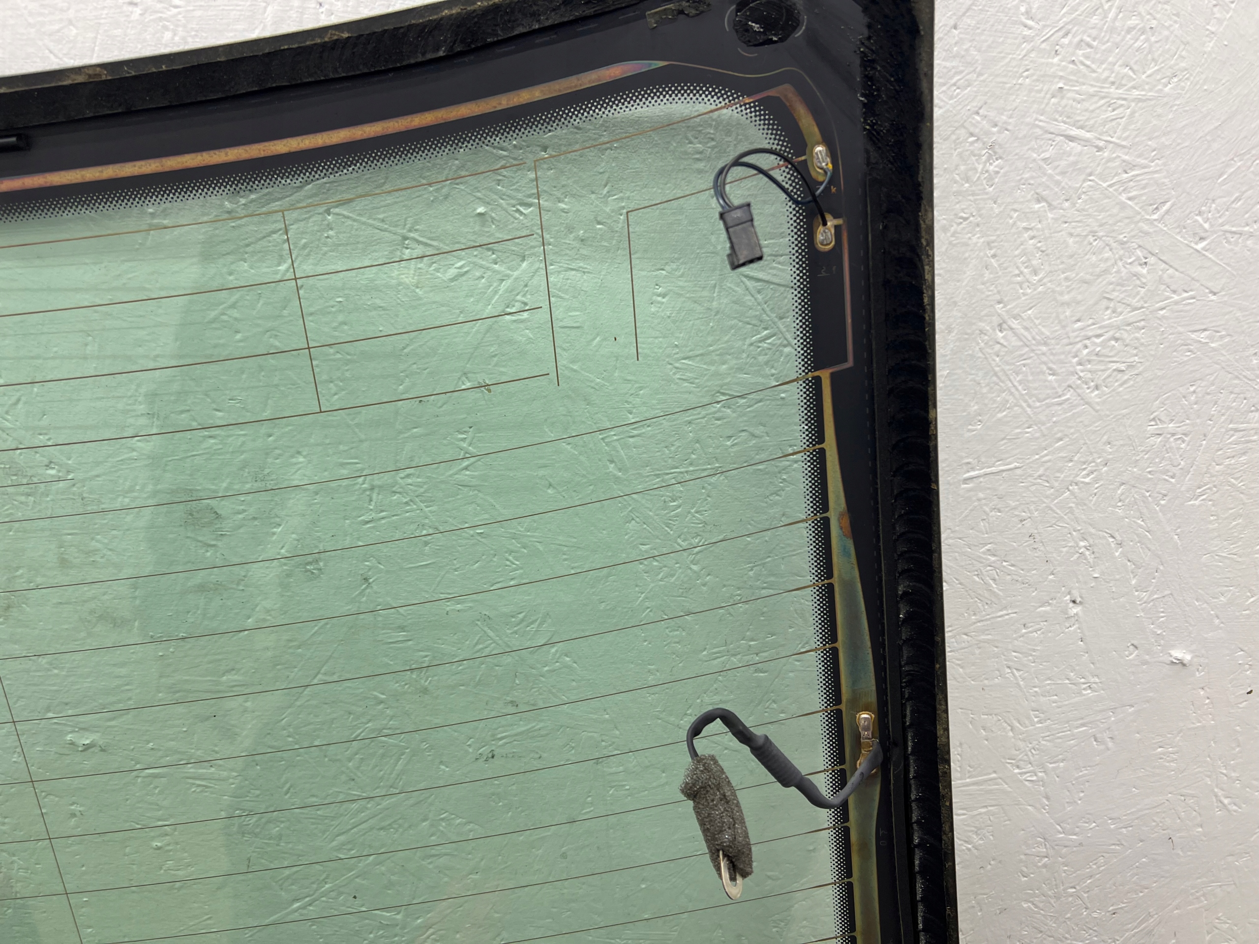 AUDI A3 S3 8V sedan window rear 8V5845501D rear part 13ROK