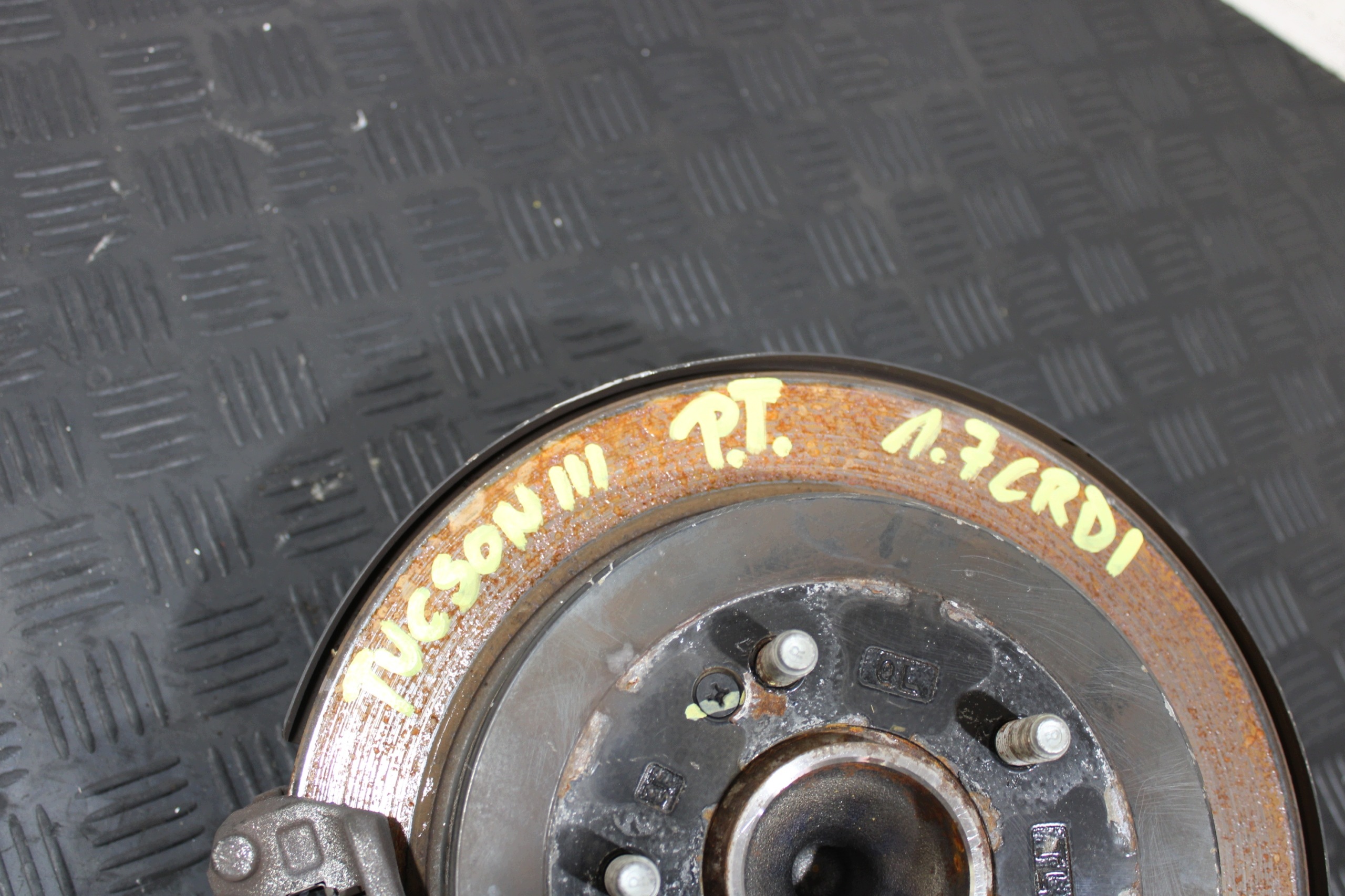 swing right rear part HYUNDAI TUCSON III 3 1.7 CRDI