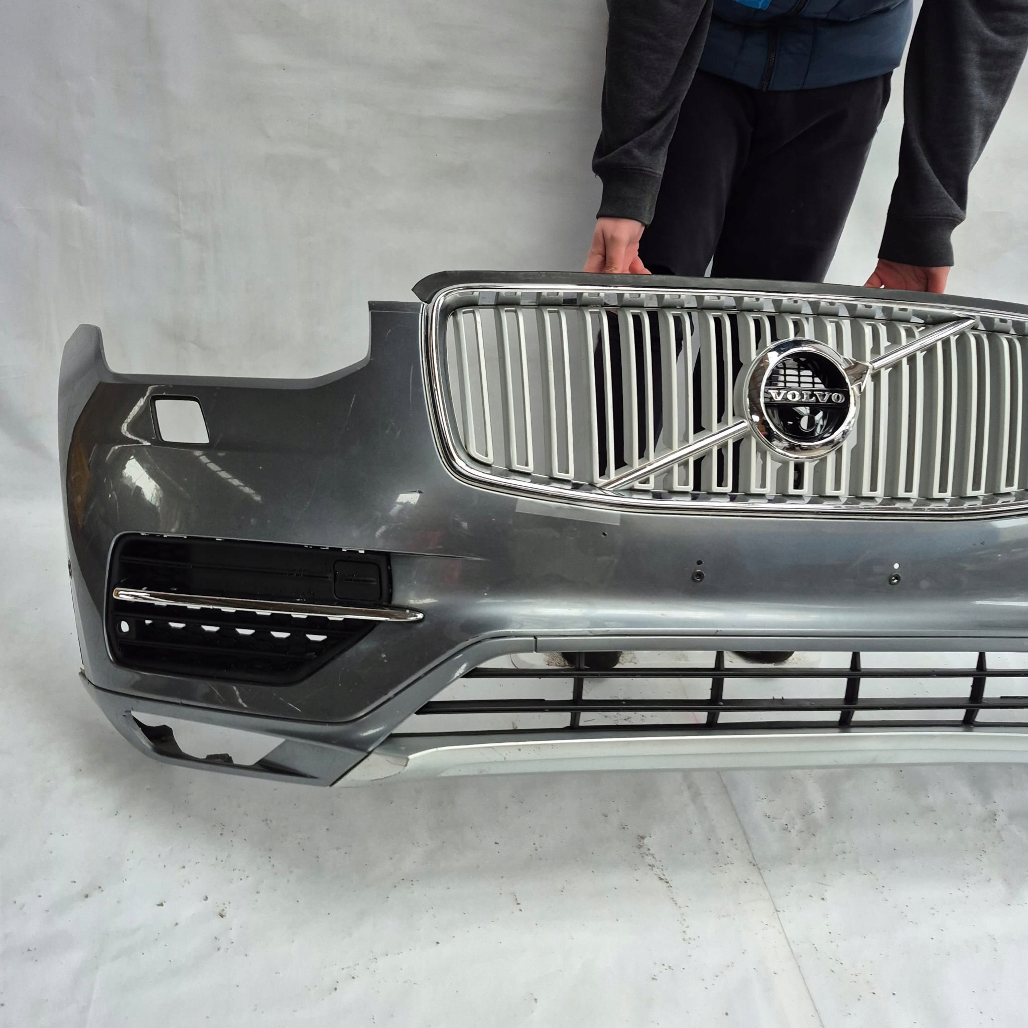 VOLVO XC90 II 15- bumper front front grill SPR PDC