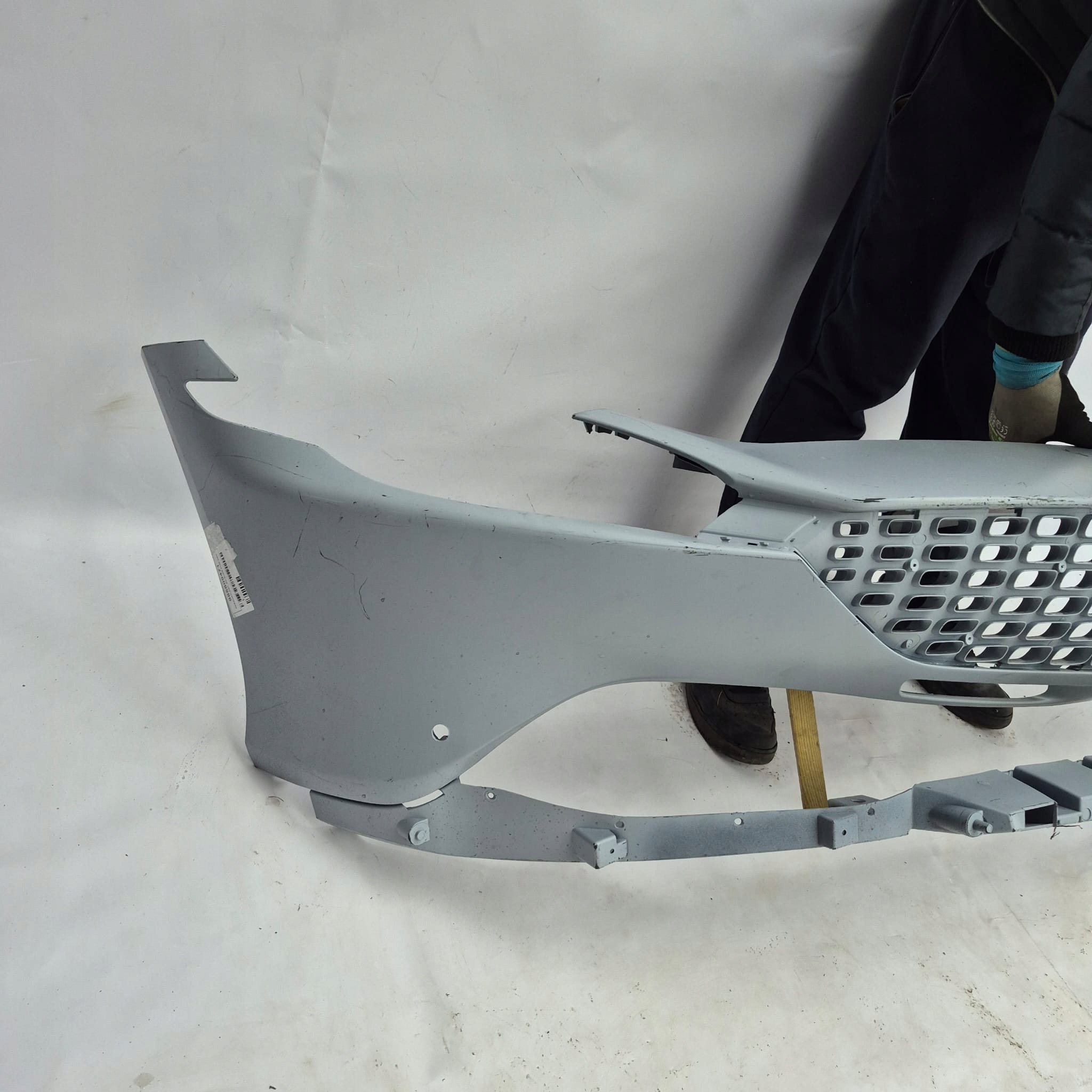 FERRARI ROMA F169 20- bumper front front PDC 000939680