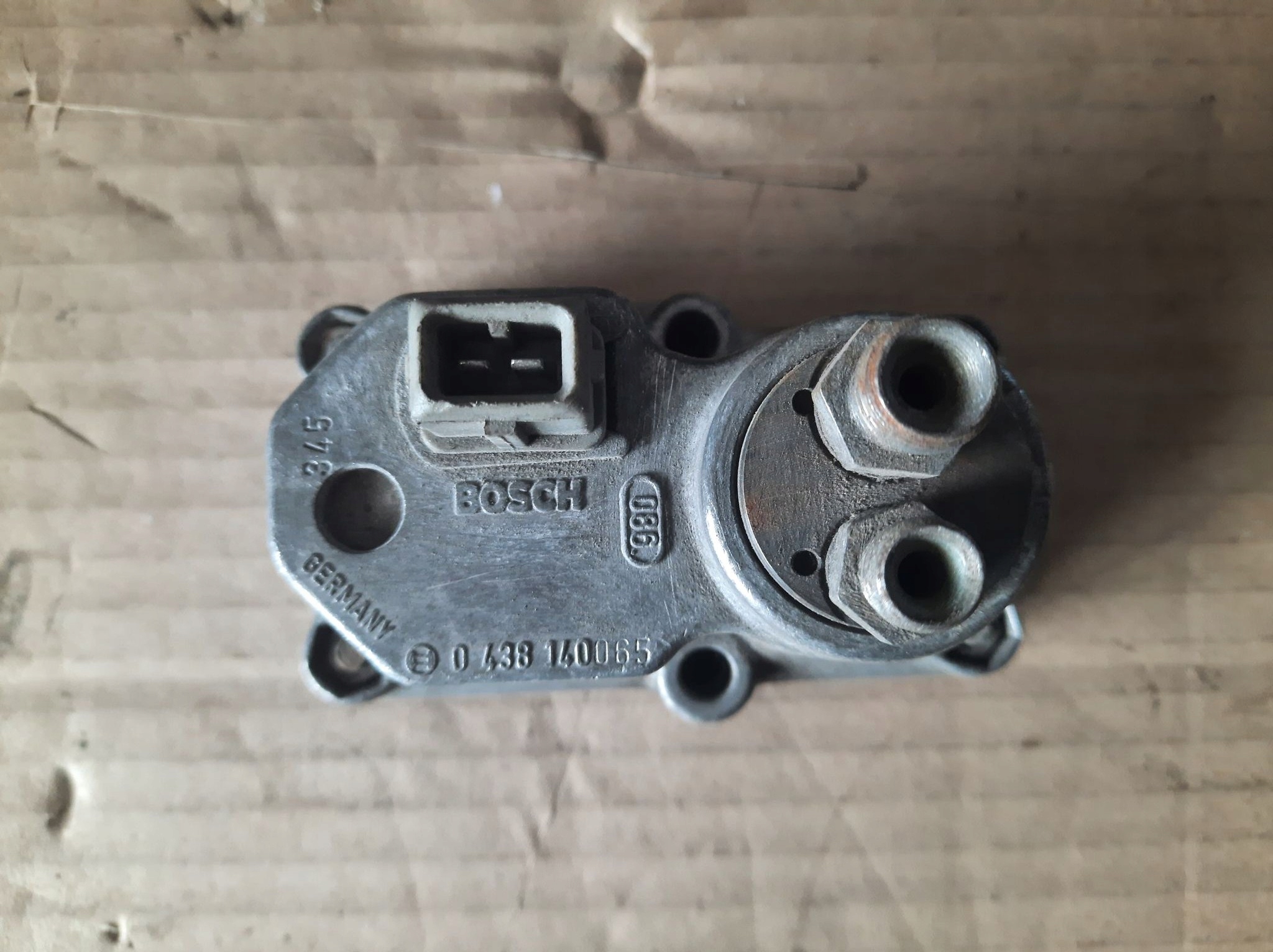 5246/17 СТАРТОВИЙ РЕГУЛЯТОР MERCEDES 123 124