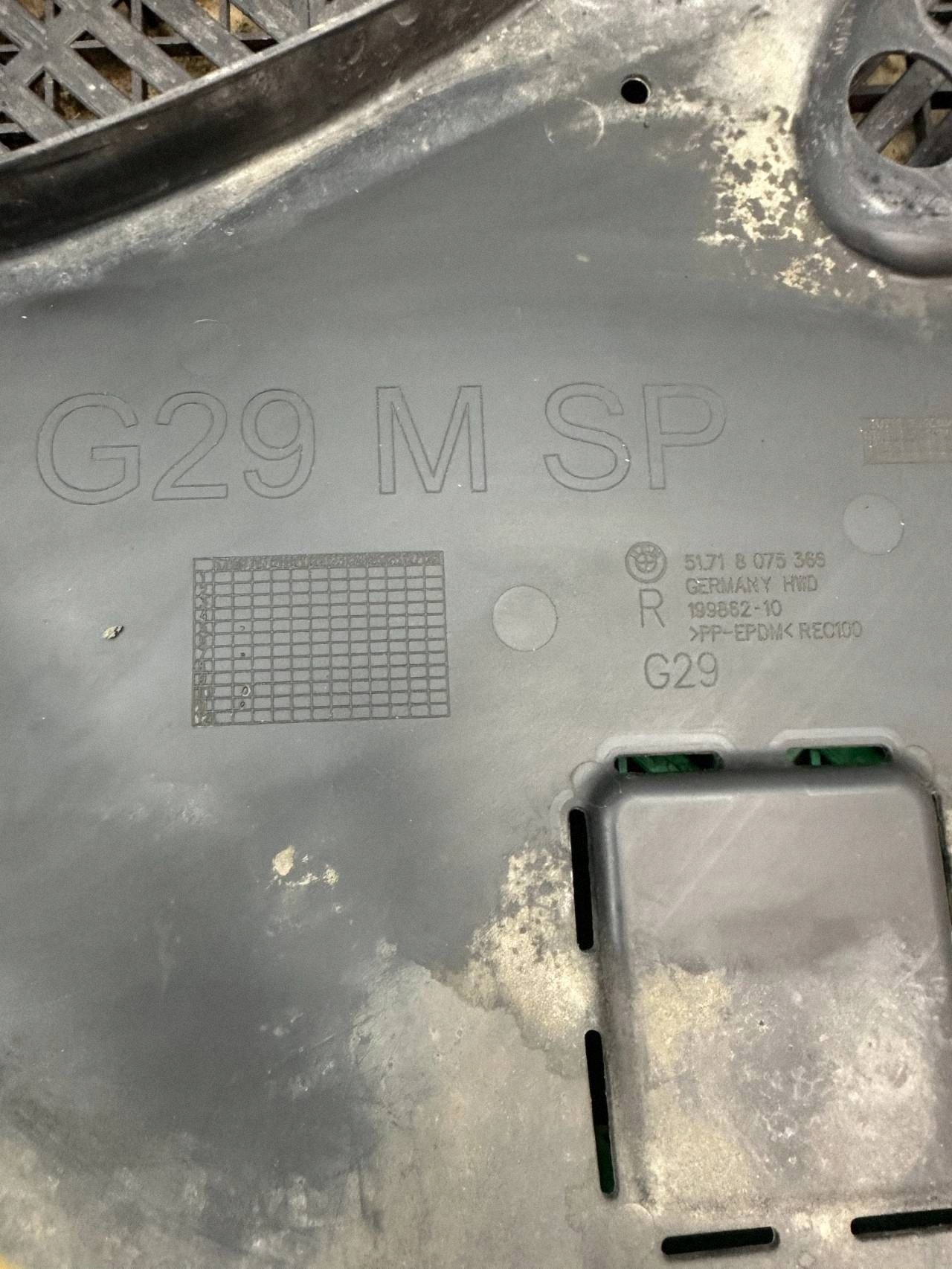 mudguard front BMW Z4 g29 8075366