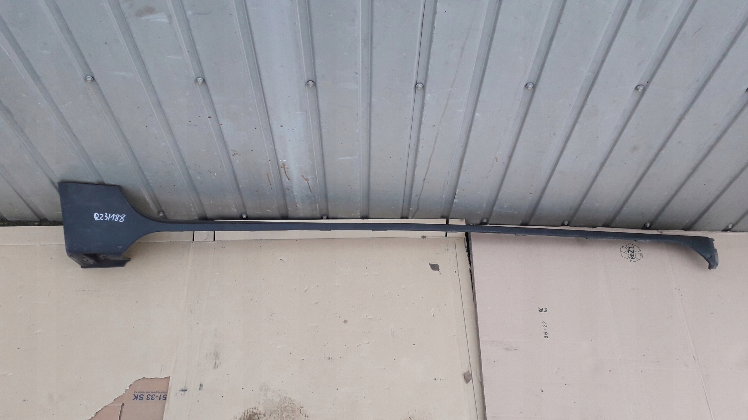 DACIA DUSTER 2 II LISTWA PROGOWA PRAWA 769514293R